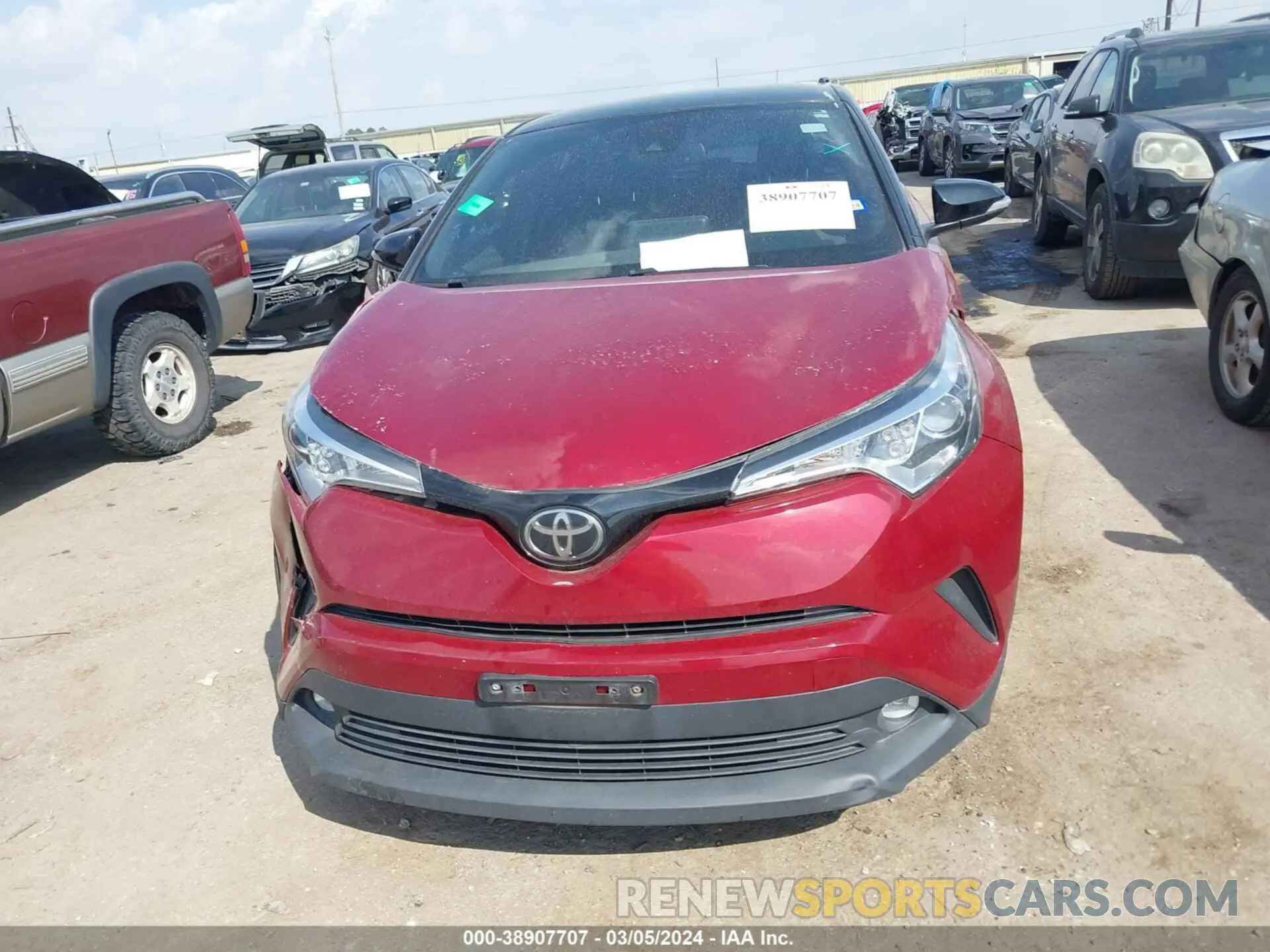 12 Photograph of a damaged car JTNKHMBX4K1013961 TOYOTA C-HR 2019