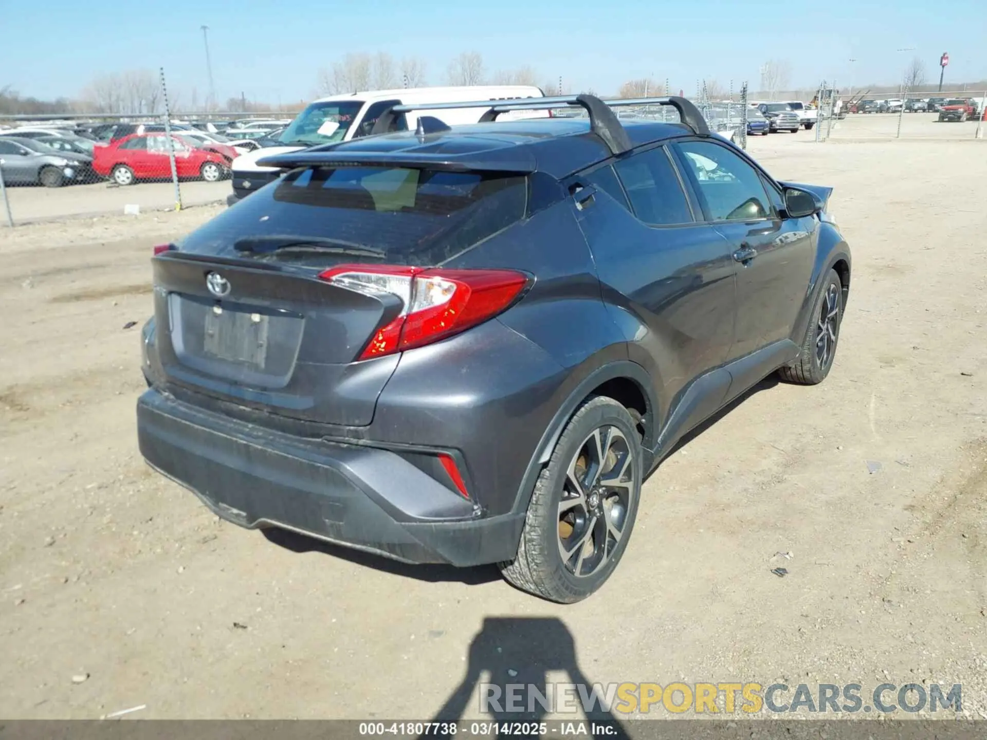 4 Photograph of a damaged car JTNKHMBX4K1025527 TOYOTA C-HR 2019