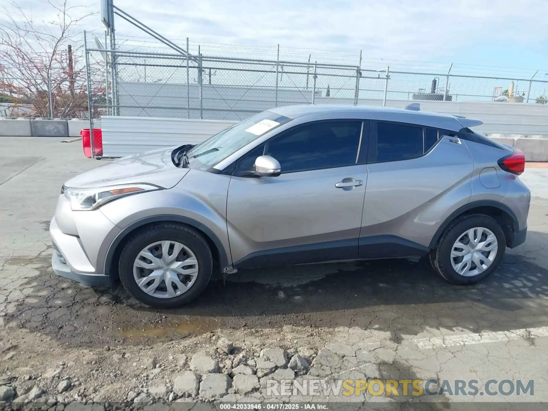 15 Photograph of a damaged car JTNKHMBX4K1025673 TOYOTA C-HR 2019