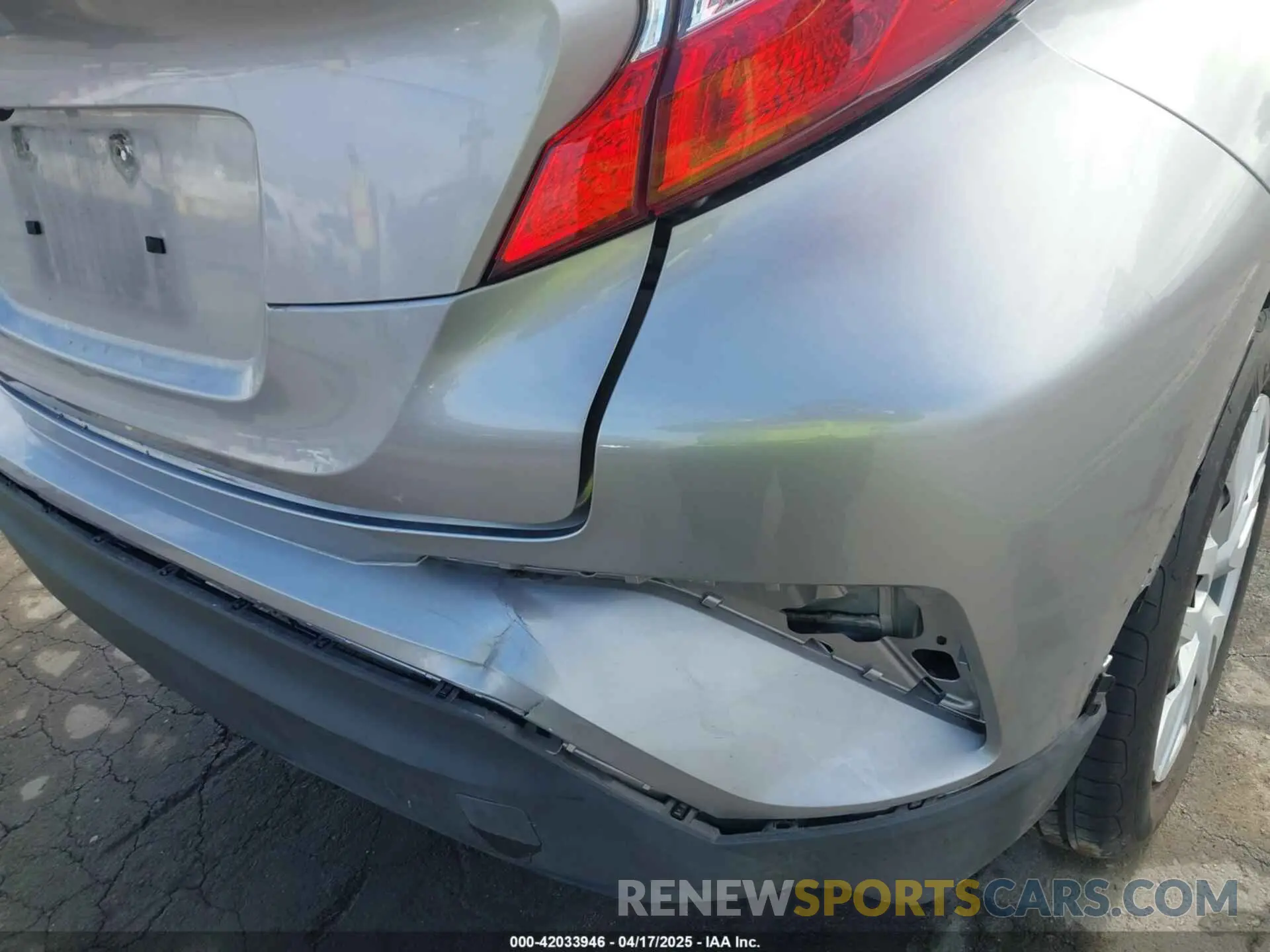 6 Photograph of a damaged car JTNKHMBX4K1025673 TOYOTA C-HR 2019