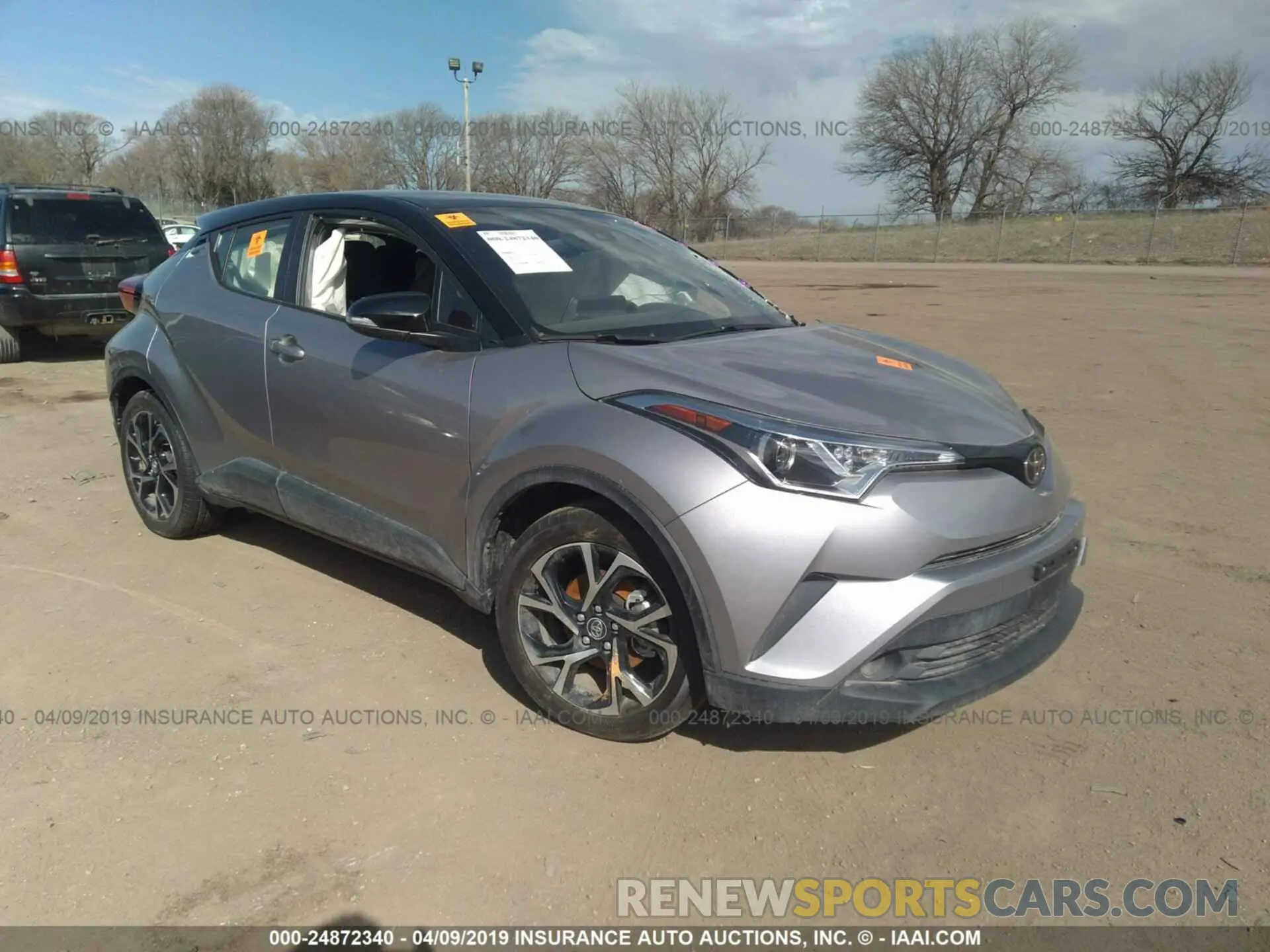 1 Photograph of a damaged car JTNKHMBX4K1029979 TOYOTA C-HR 2019