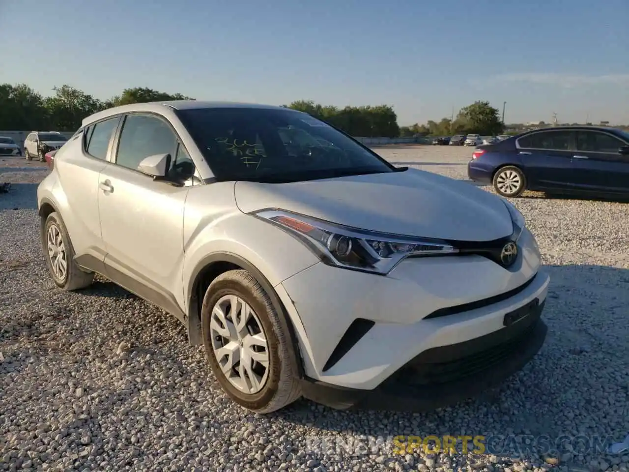 1 Photograph of a damaged car JTNKHMBX4K1047933 TOYOTA C-HR 2019