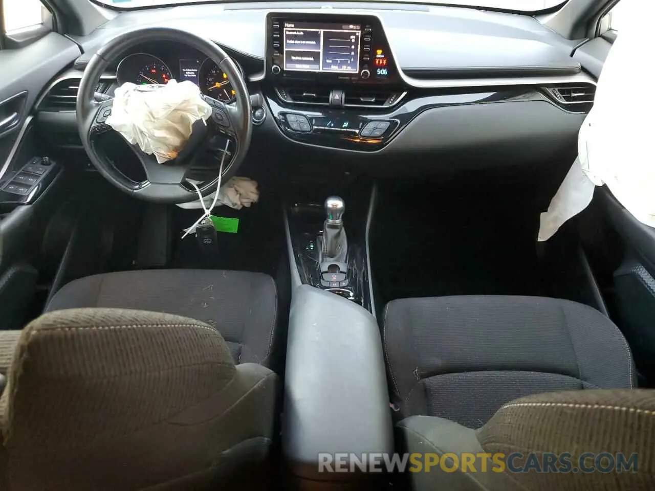 8 Photograph of a damaged car JTNKHMBX4K1054588 TOYOTA C-HR 2019