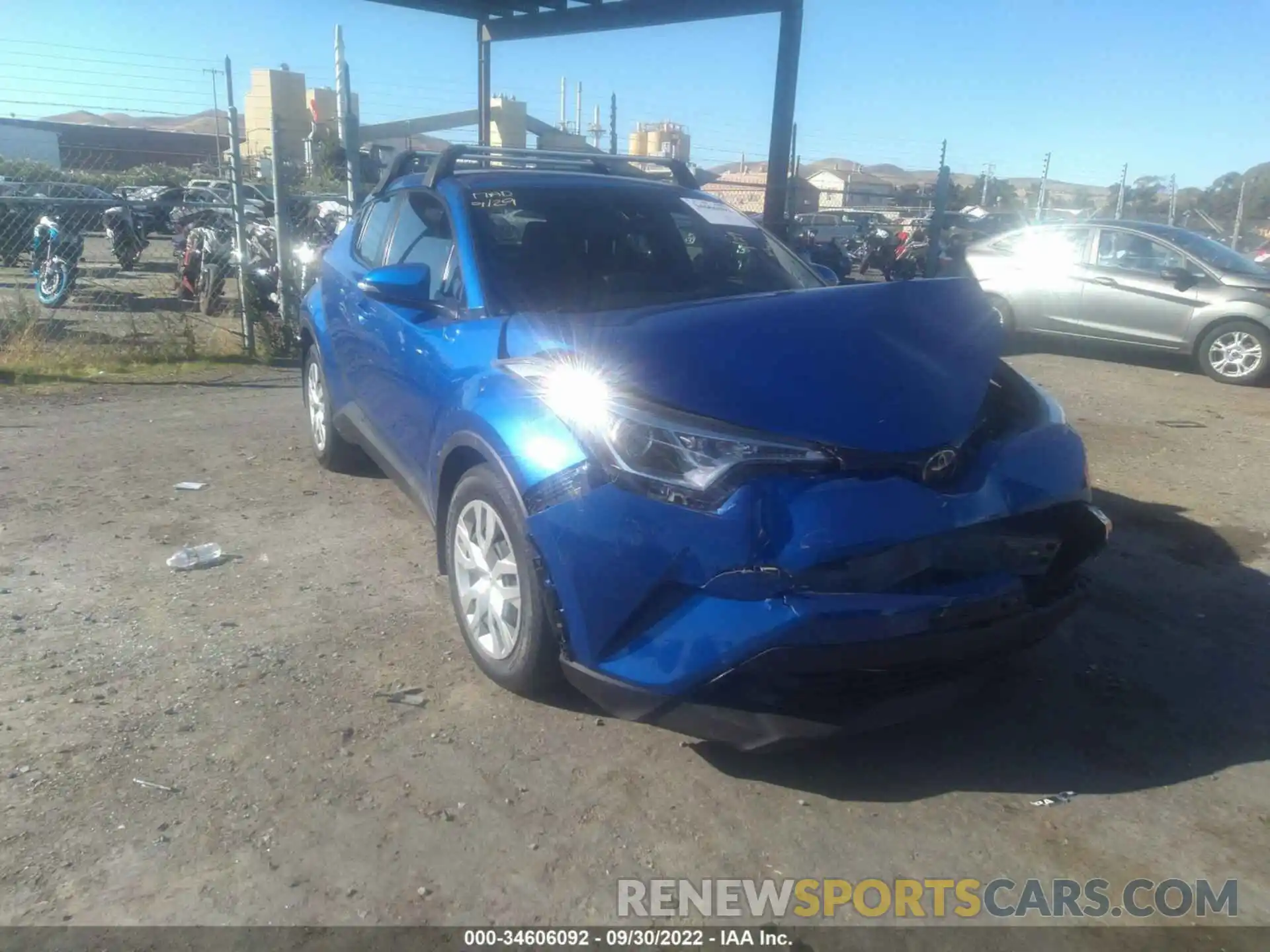 1 Photograph of a damaged car JTNKHMBX4K1055210 TOYOTA C-HR 2019