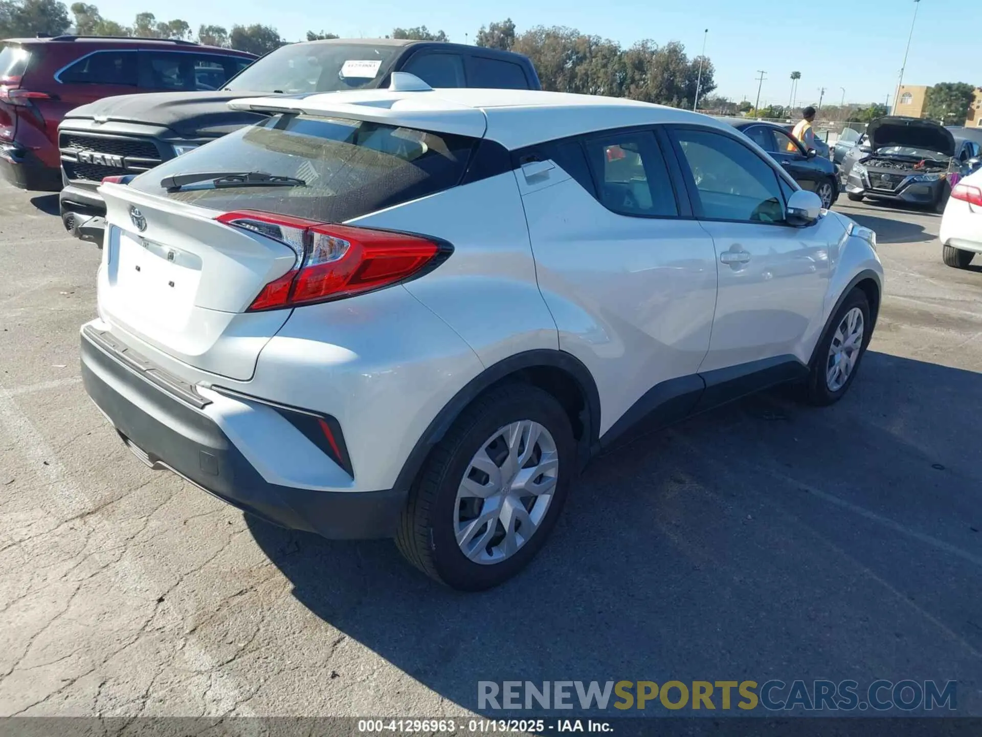 4 Photograph of a damaged car JTNKHMBX4K1058916 TOYOTA C-HR 2019