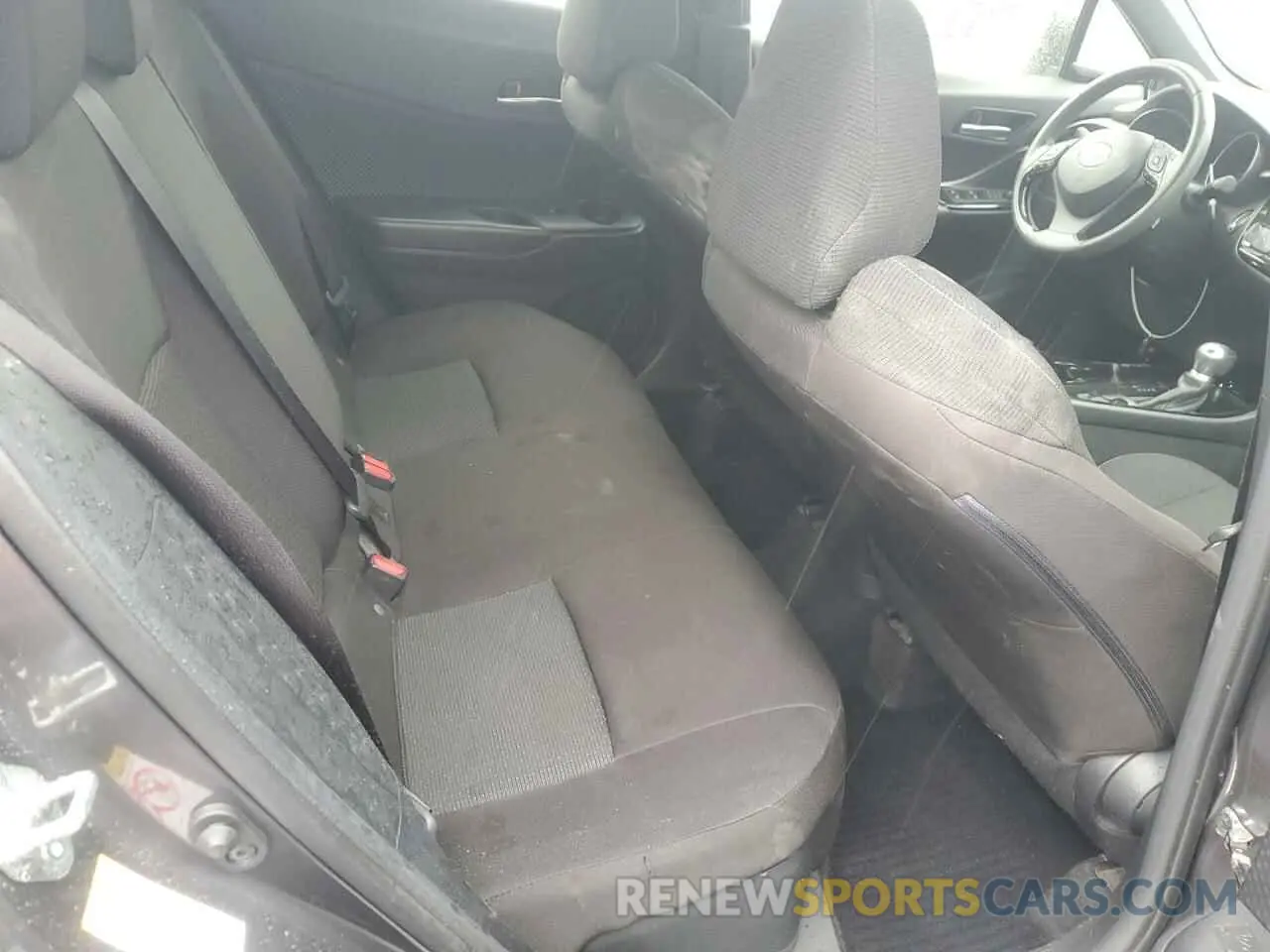 10 Photograph of a damaged car JTNKHMBX4K1061119 TOYOTA C-HR 2019