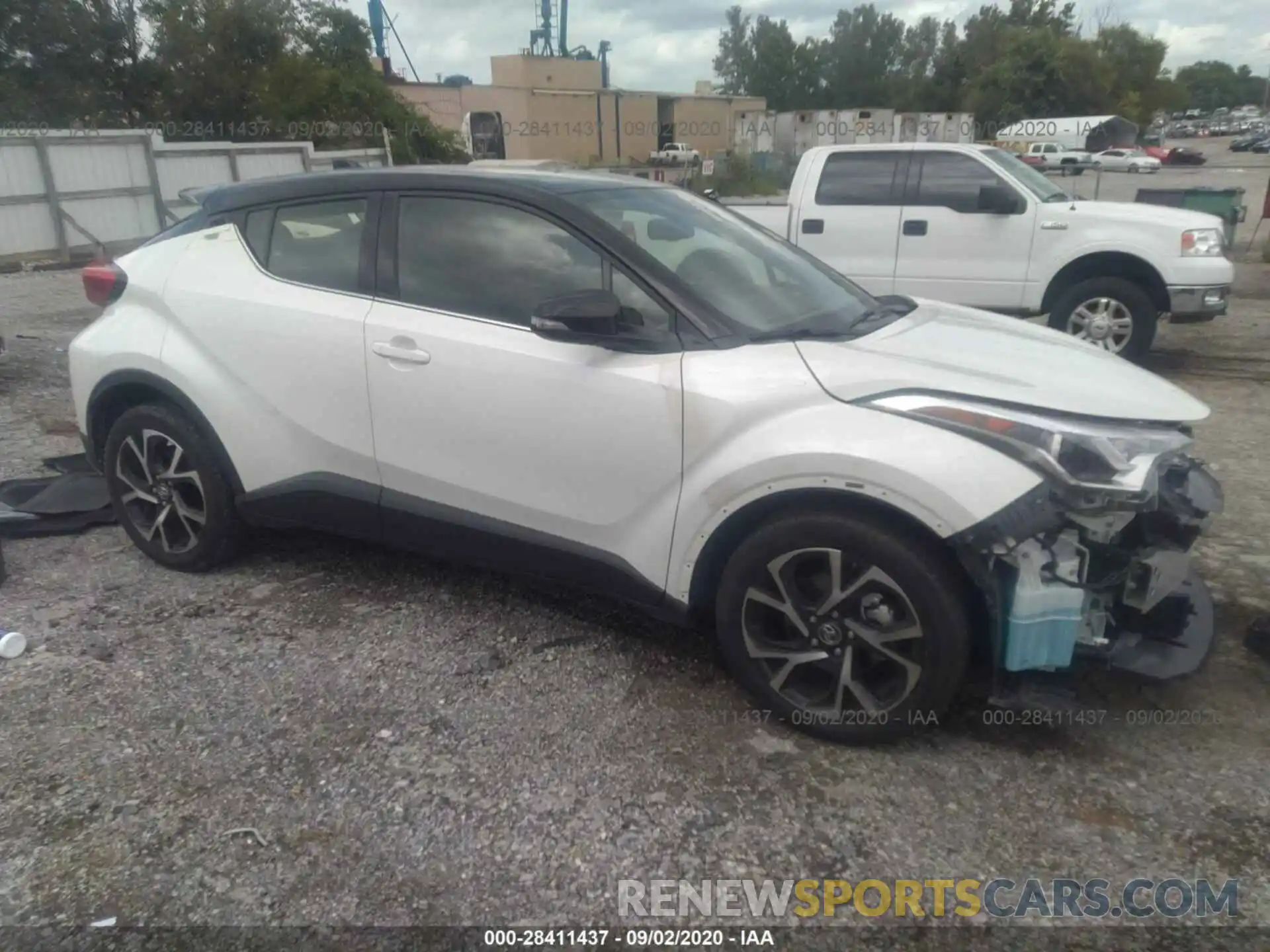 1 Photograph of a damaged car JTNKHMBX4K1061931 TOYOTA C-HR 2019