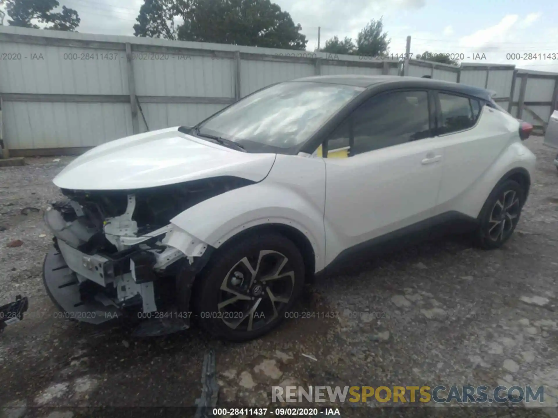 2 Photograph of a damaged car JTNKHMBX4K1061931 TOYOTA C-HR 2019