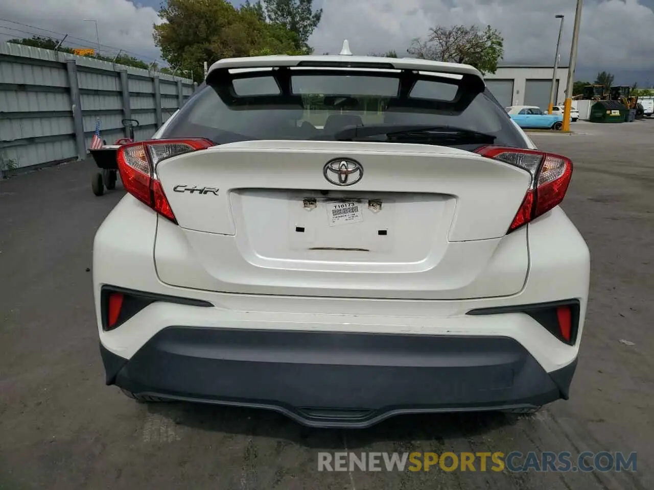 6 Photograph of a damaged car JTNKHMBX5K1014388 TOYOTA C-HR 2019