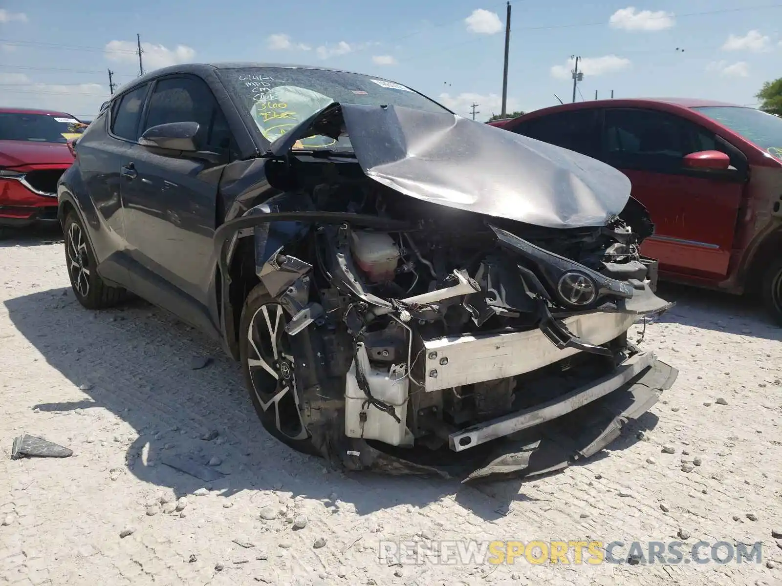 1 Photograph of a damaged car JTNKHMBX5K1015962 TOYOTA C-HR 2019