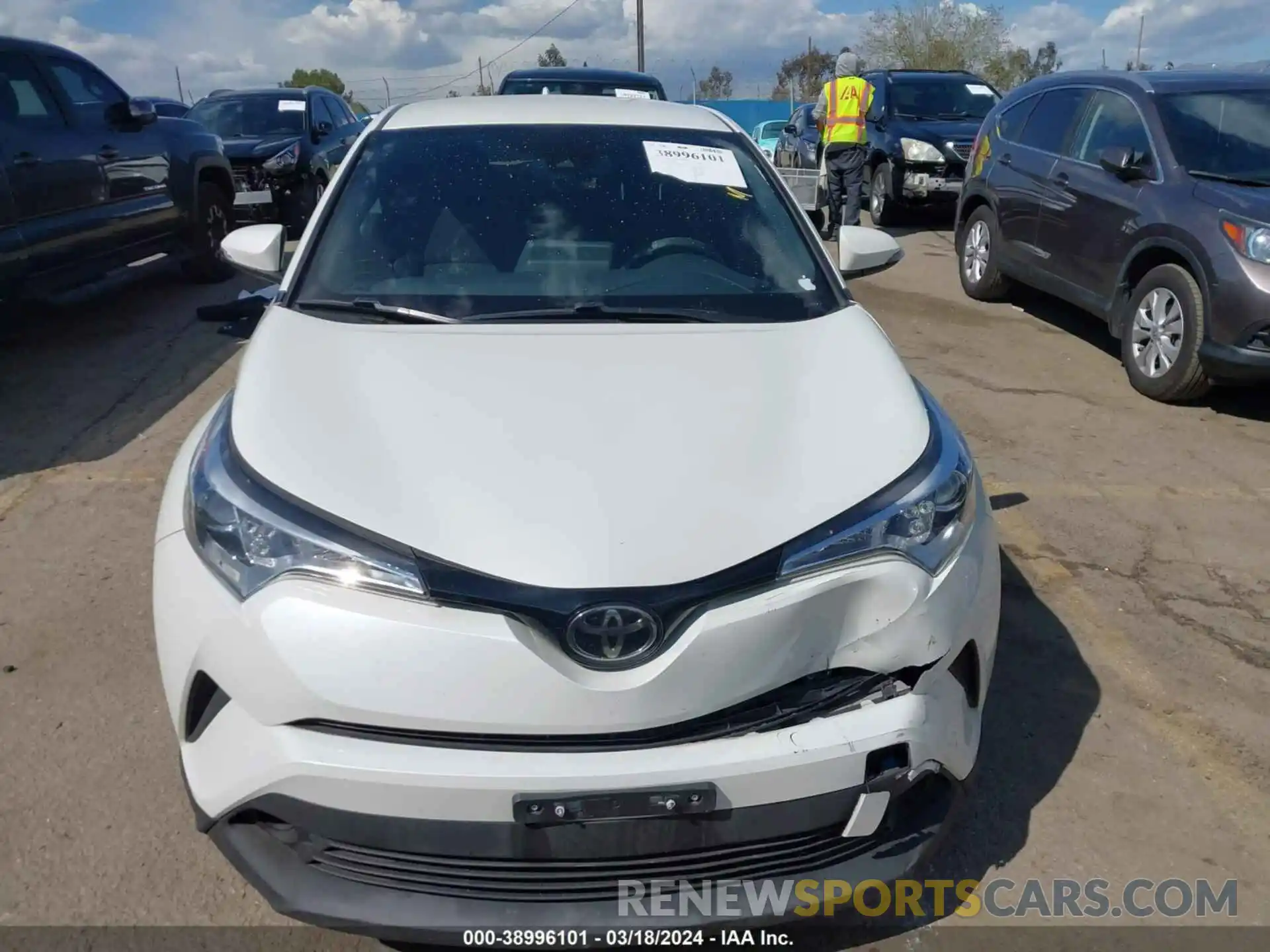 12 Photograph of a damaged car JTNKHMBX5K1028307 TOYOTA C-HR 2019