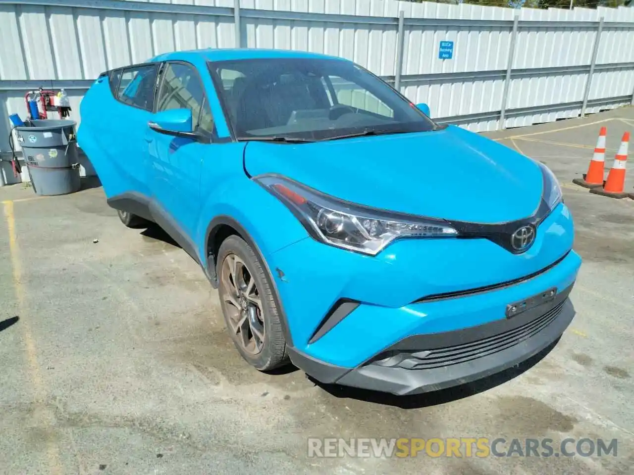 1 Photograph of a damaged car JTNKHMBX5K1031191 TOYOTA C-HR 2019