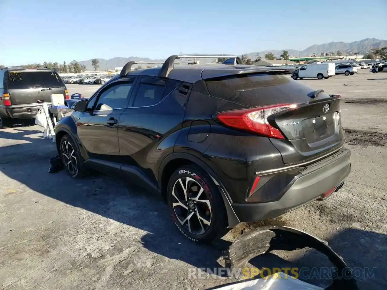 3 Photograph of a damaged car JTNKHMBX5K1038318 TOYOTA C-HR 2019