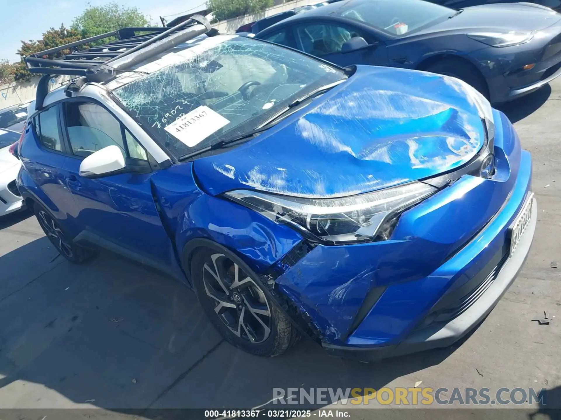 1 Photograph of a damaged car JTNKHMBX5K1043079 TOYOTA C-HR 2019