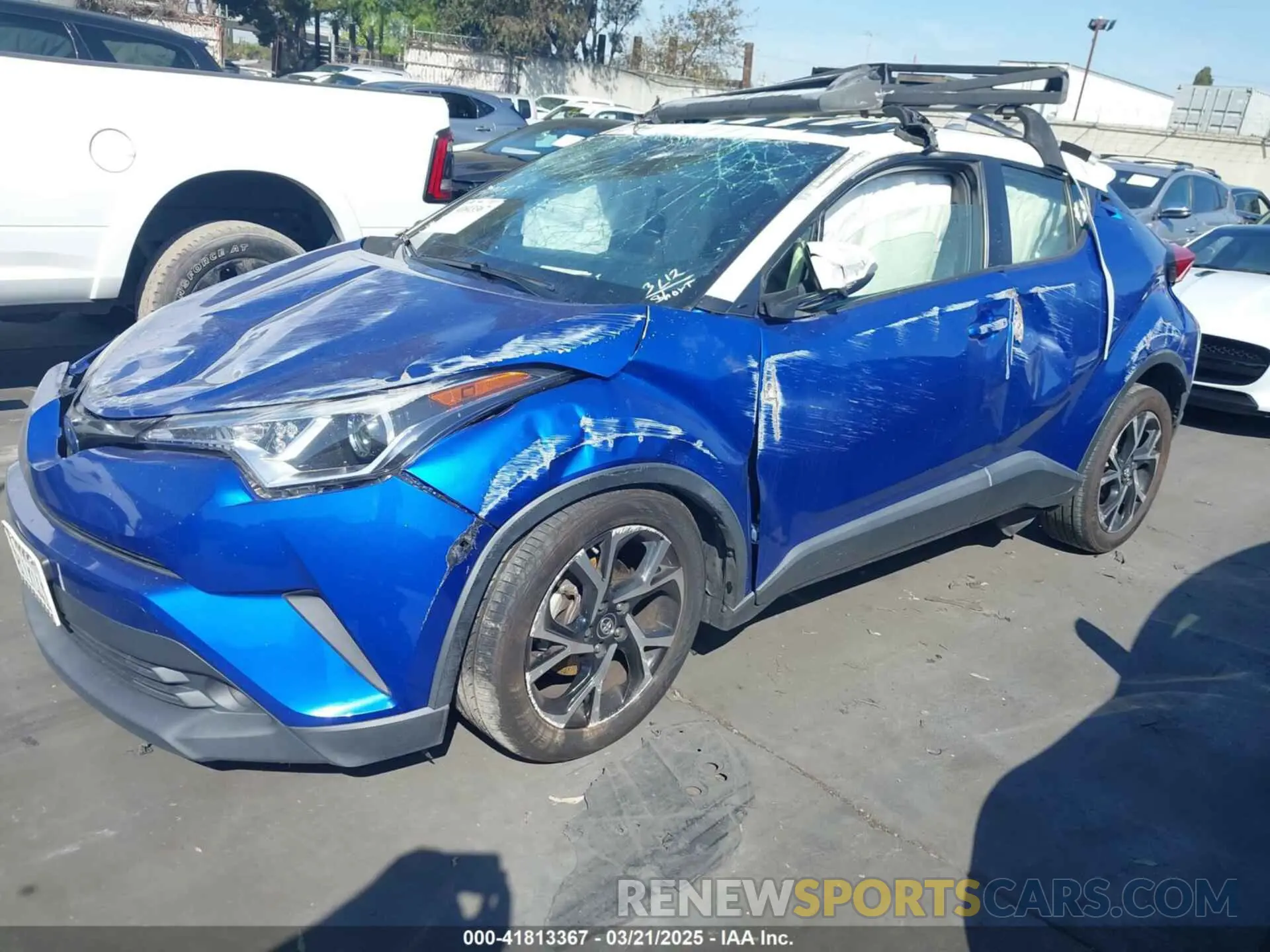 2 Photograph of a damaged car JTNKHMBX5K1043079 TOYOTA C-HR 2019
