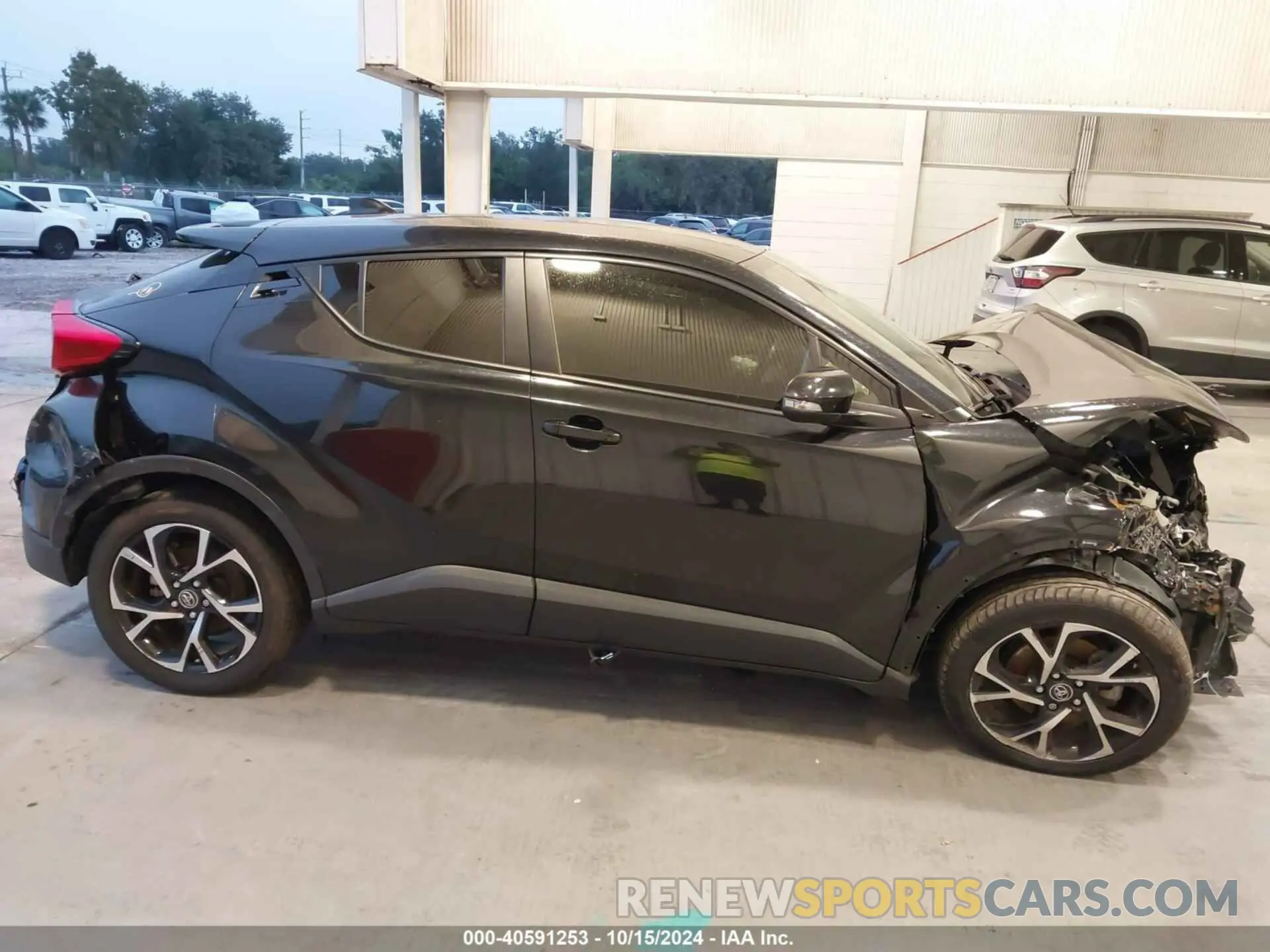 13 Photograph of a damaged car JTNKHMBX5K1048931 TOYOTA C-HR 2019