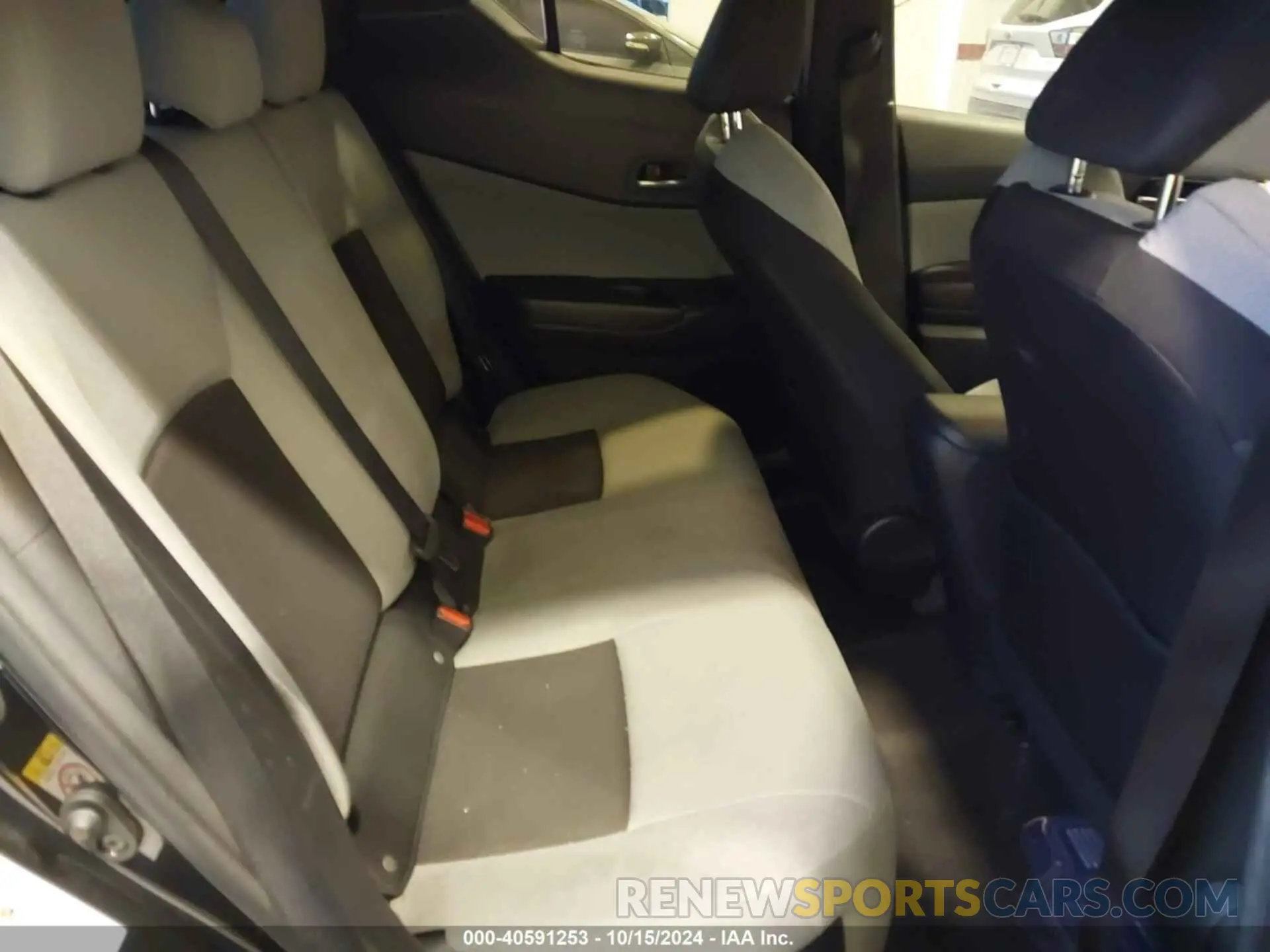 8 Photograph of a damaged car JTNKHMBX5K1048931 TOYOTA C-HR 2019