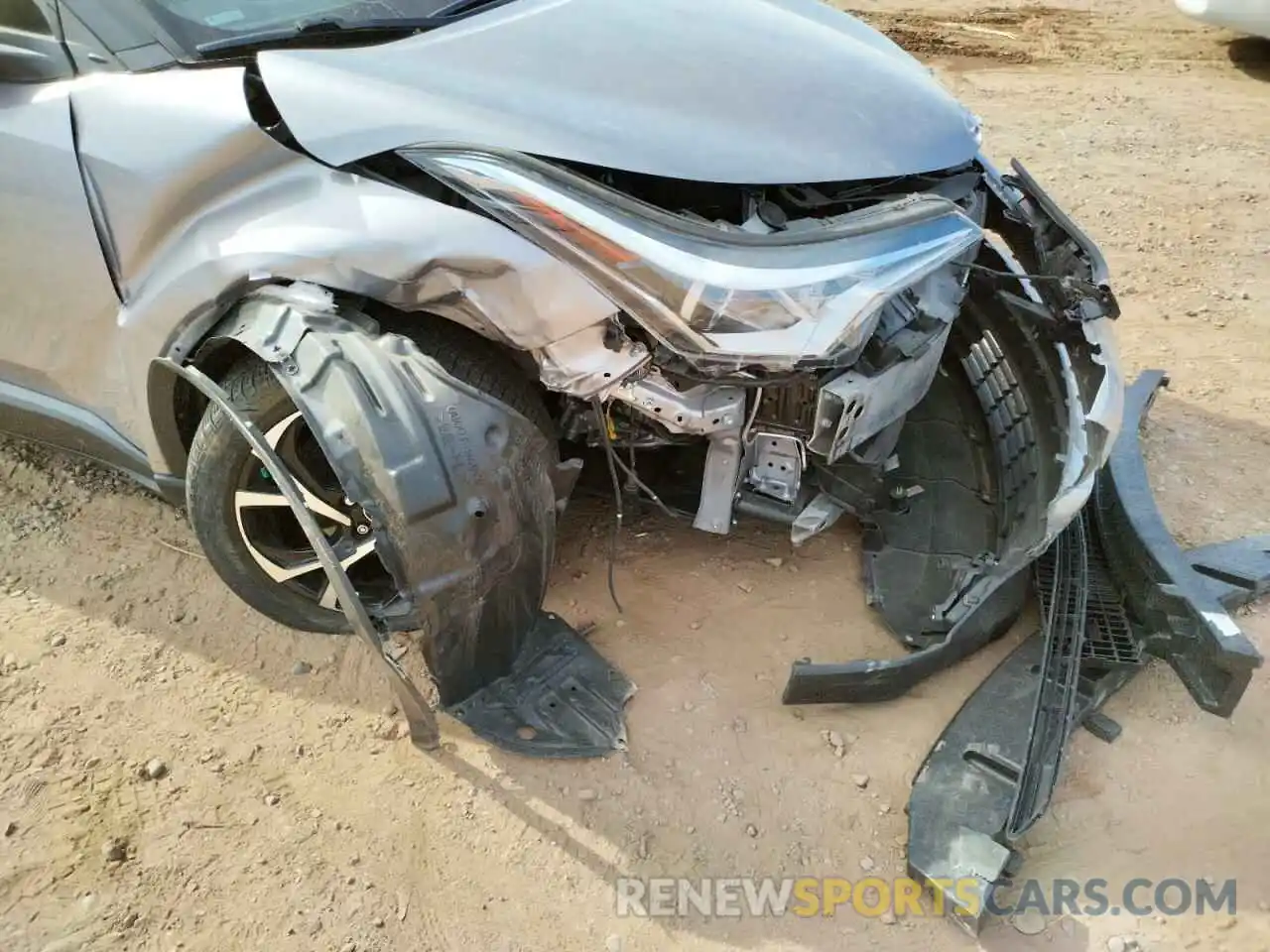 9 Photograph of a damaged car JTNKHMBX5K1055409 TOYOTA C-HR 2019