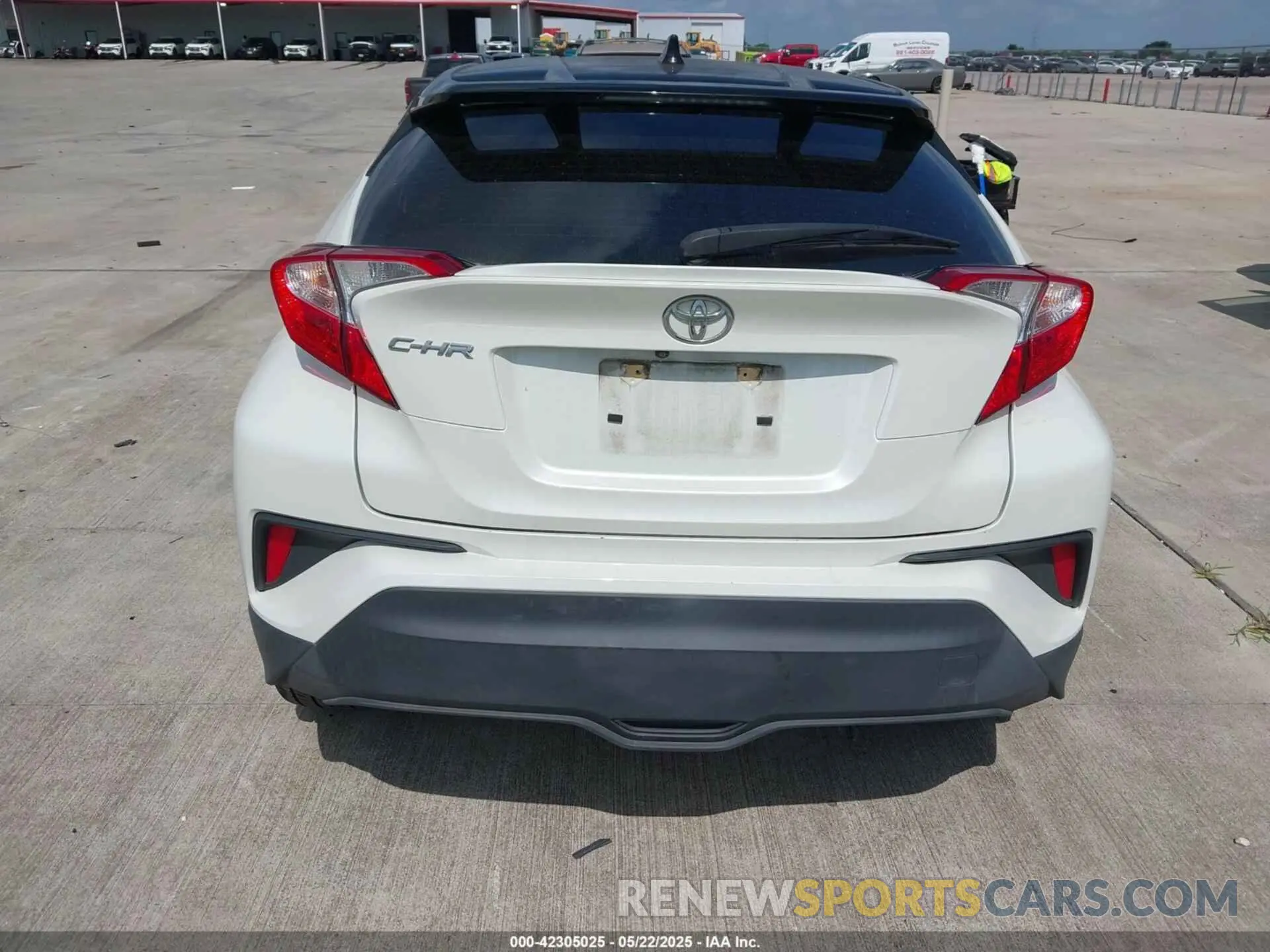 16 Photograph of a damaged car JTNKHMBX6K1036948 TOYOTA C-HR 2019