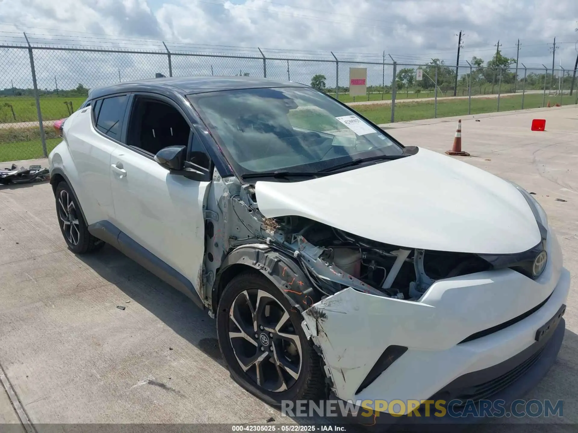 6 Photograph of a damaged car JTNKHMBX6K1036948 TOYOTA C-HR 2019