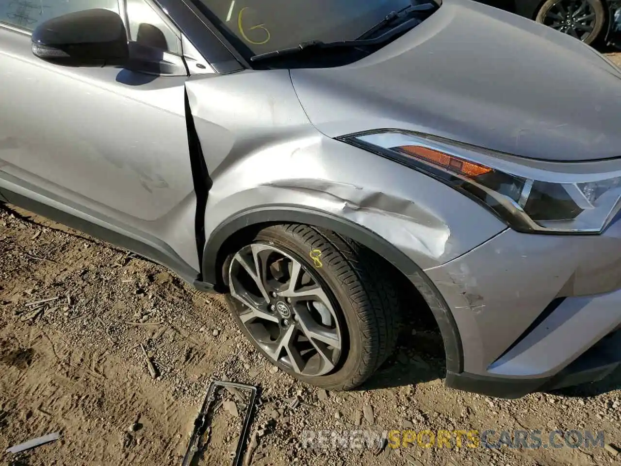 9 Photograph of a damaged car JTNKHMBX6K1037274 TOYOTA C-HR 2019