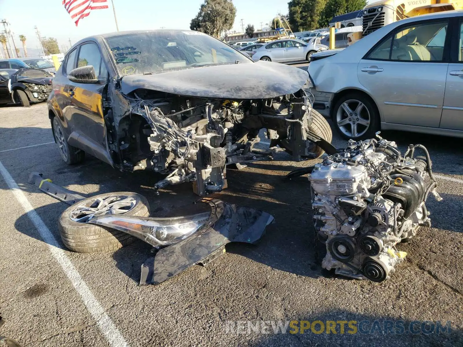 1 Photograph of a damaged car JTNKHMBX6K1058710 TOYOTA C-HR 2019