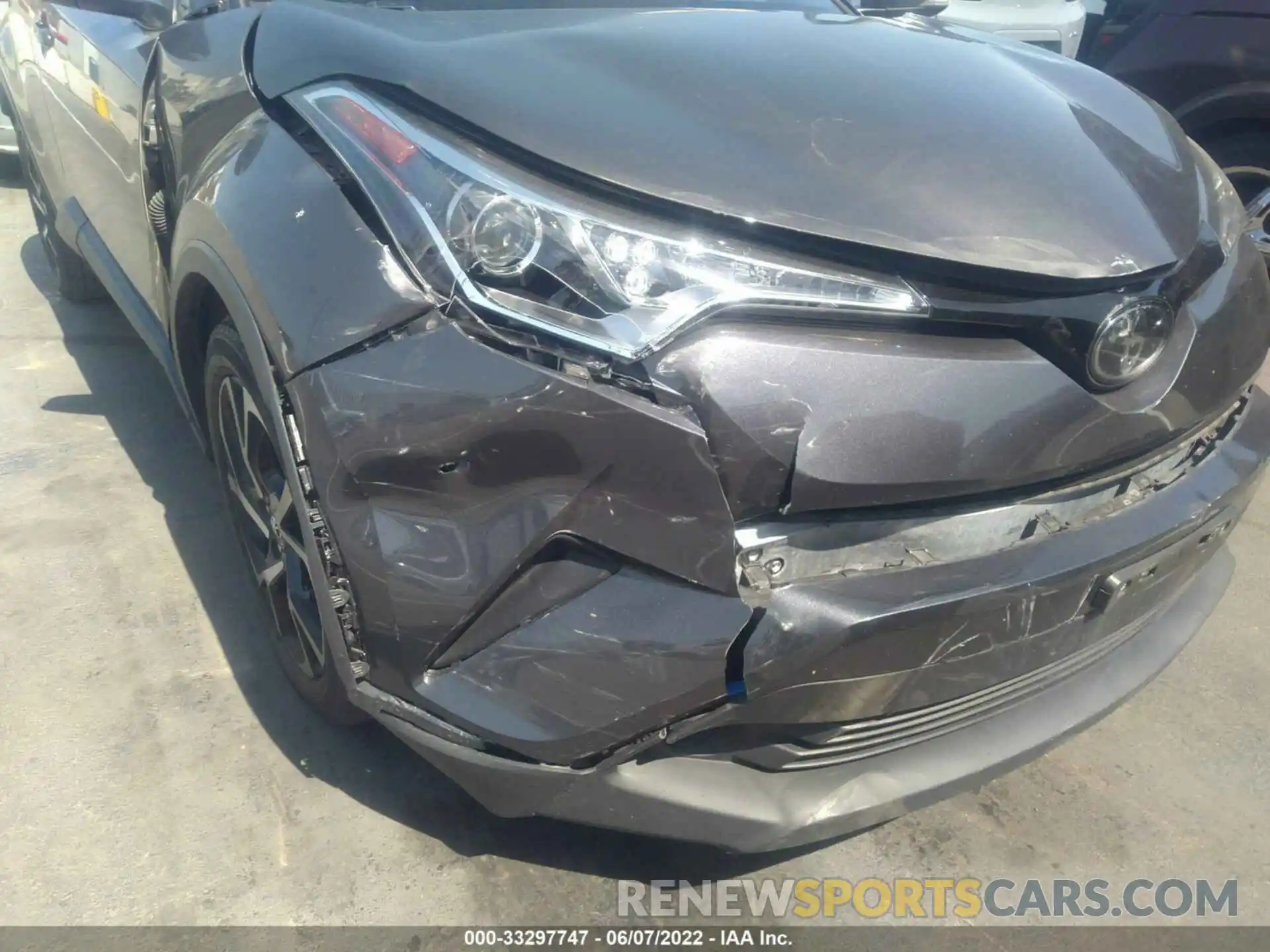 6 Photograph of a damaged car JTNKHMBX6K1059789 TOYOTA C-HR 2019