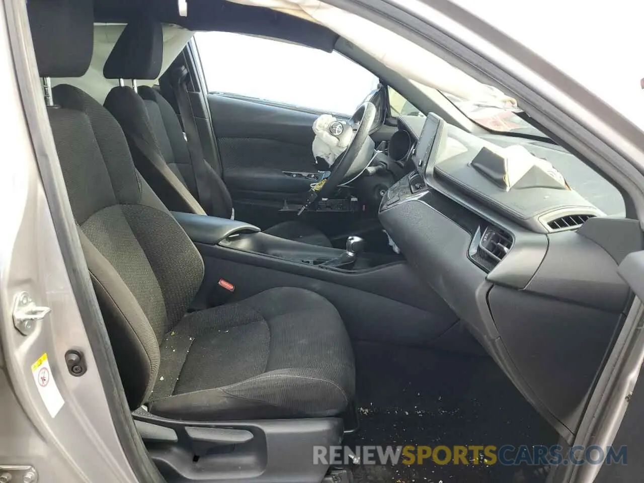7 Photograph of a damaged car JTNKHMBX7K1014649 TOYOTA C-HR 2019