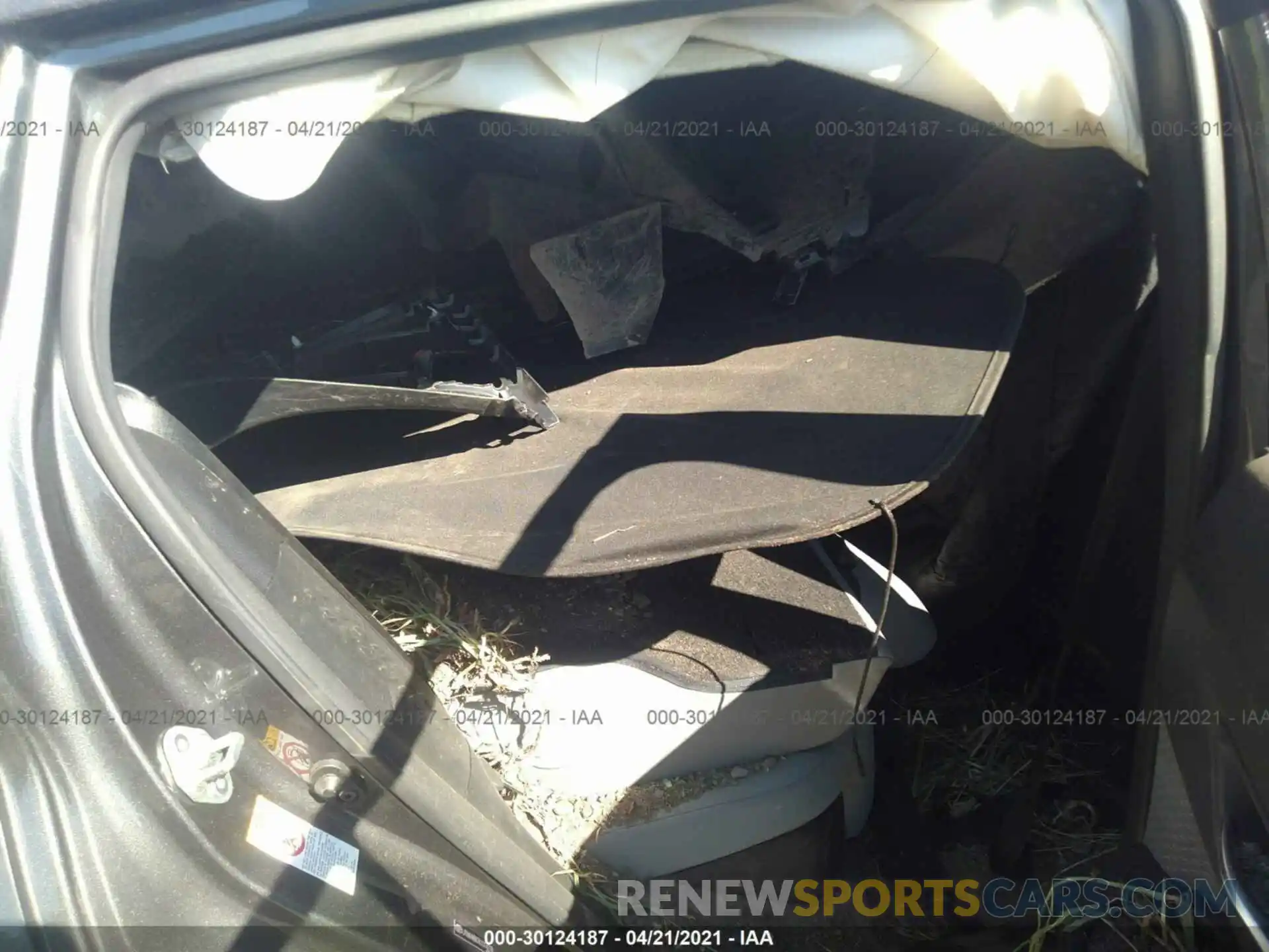 8 Photograph of a damaged car JTNKHMBX7K1014778 TOYOTA C-HR 2019