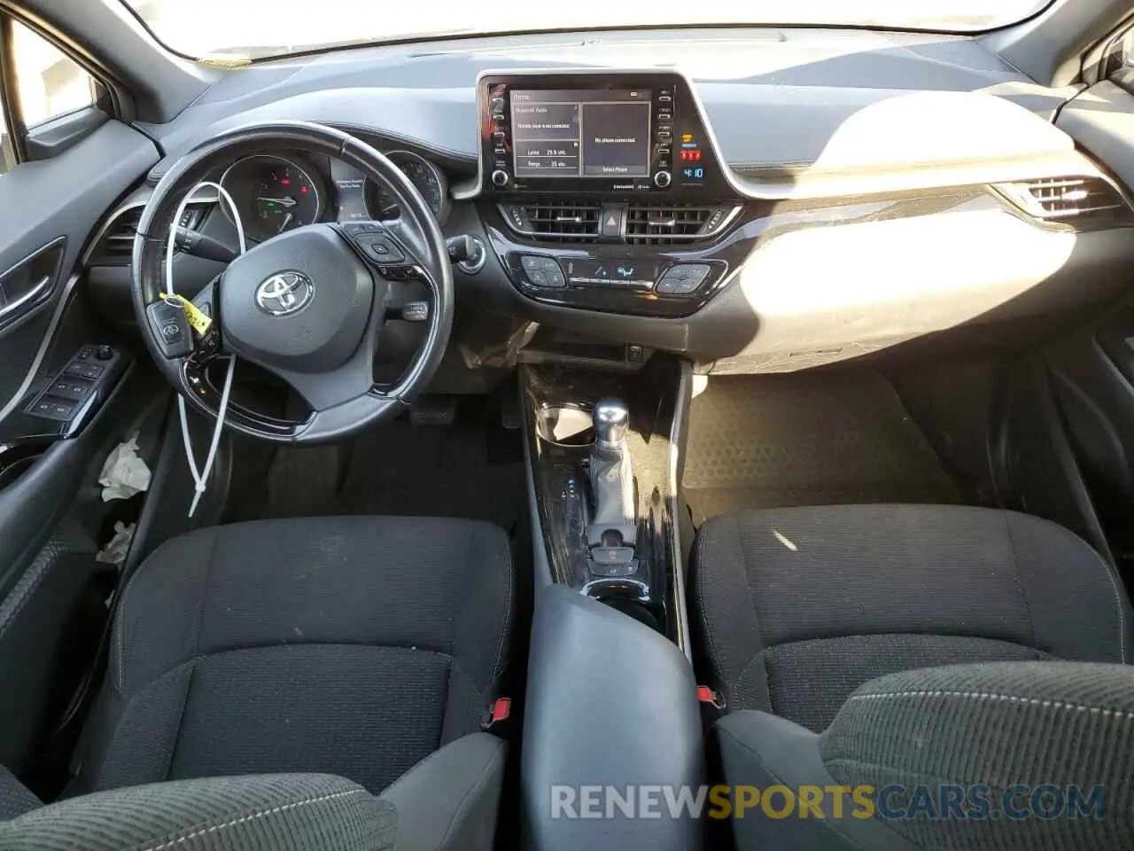 8 Photograph of a damaged car JTNKHMBX7K1021794 TOYOTA C-HR 2019