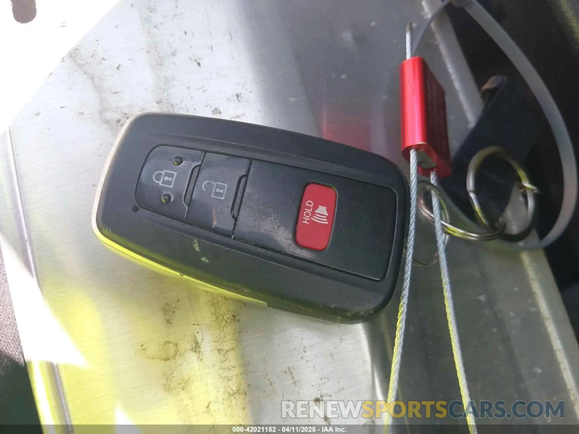 11 Photograph of a damaged car JTNKHMBX7K1023674 TOYOTA C-HR 2019