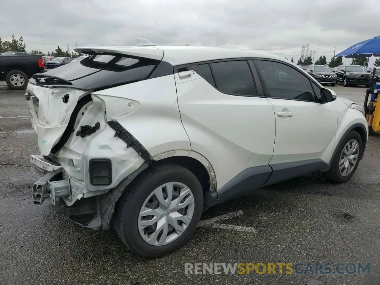 3 Photograph of a damaged car JTNKHMBX7K1028552 TOYOTA C-HR 2019