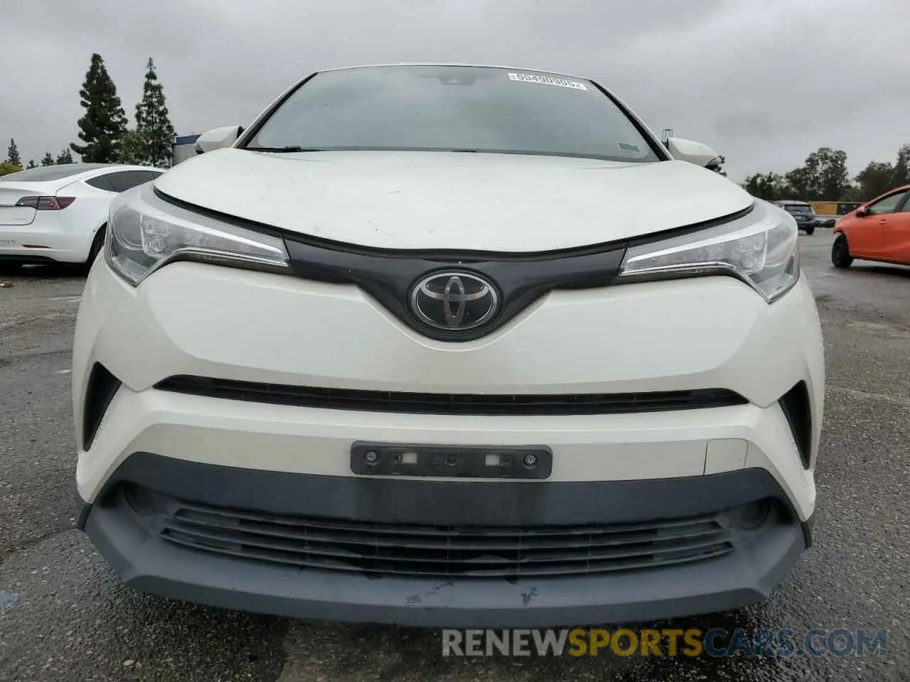 5 Photograph of a damaged car JTNKHMBX7K1028552 TOYOTA C-HR 2019