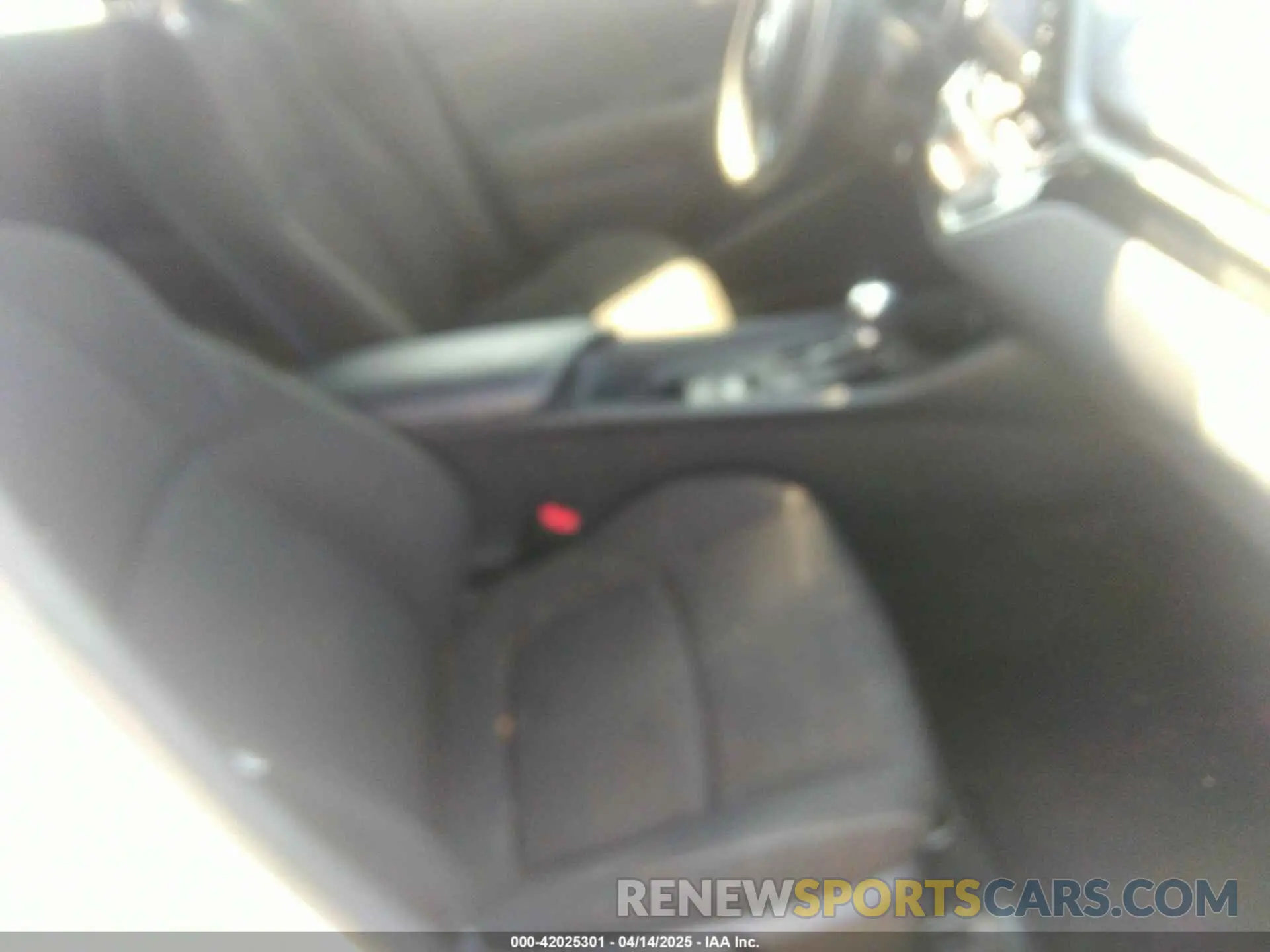 5 Photograph of a damaged car JTNKHMBX7K1028731 TOYOTA C-HR 2019