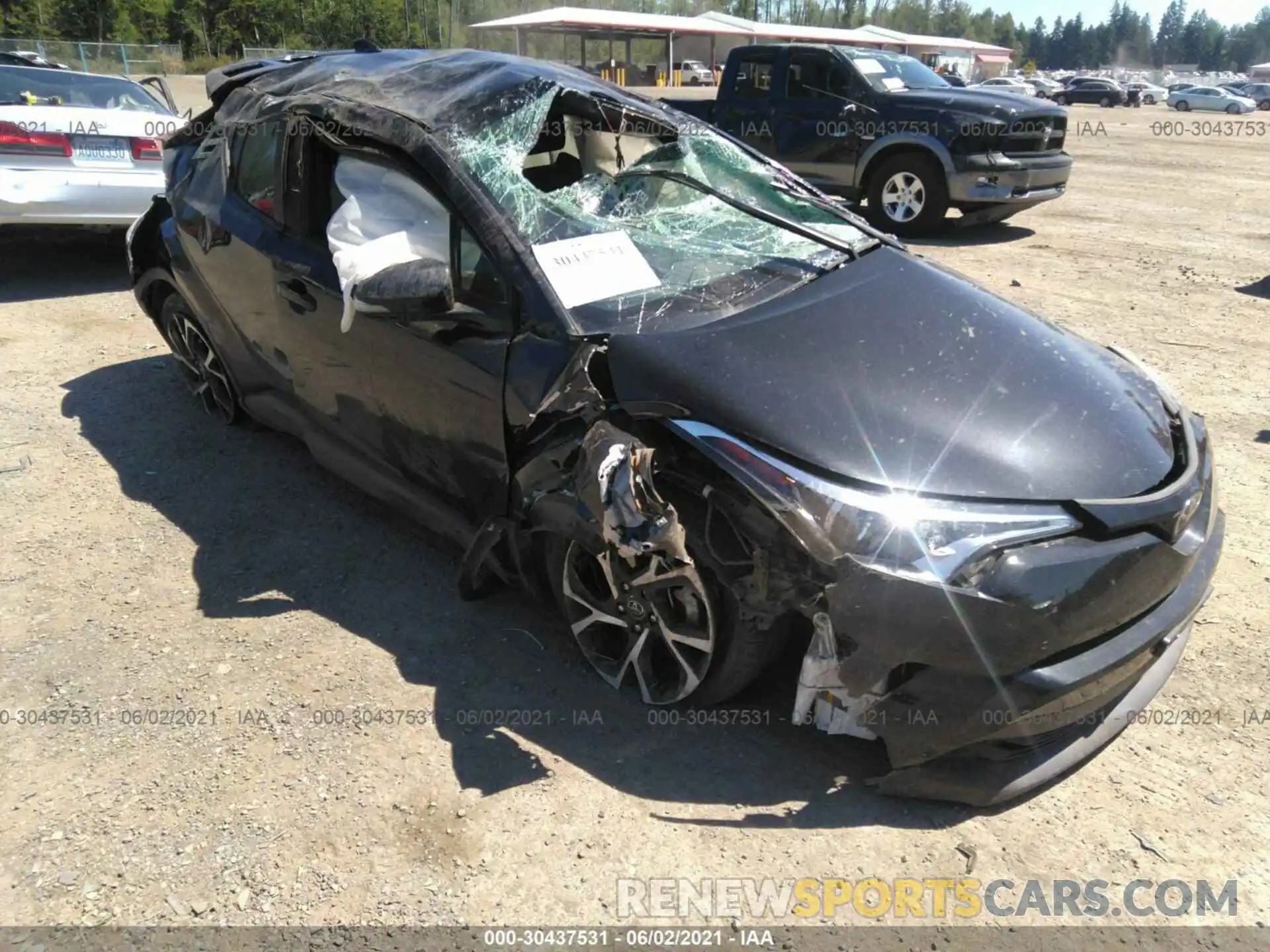 1 Photograph of a damaged car JTNKHMBX7K1031323 TOYOTA C-HR 2019