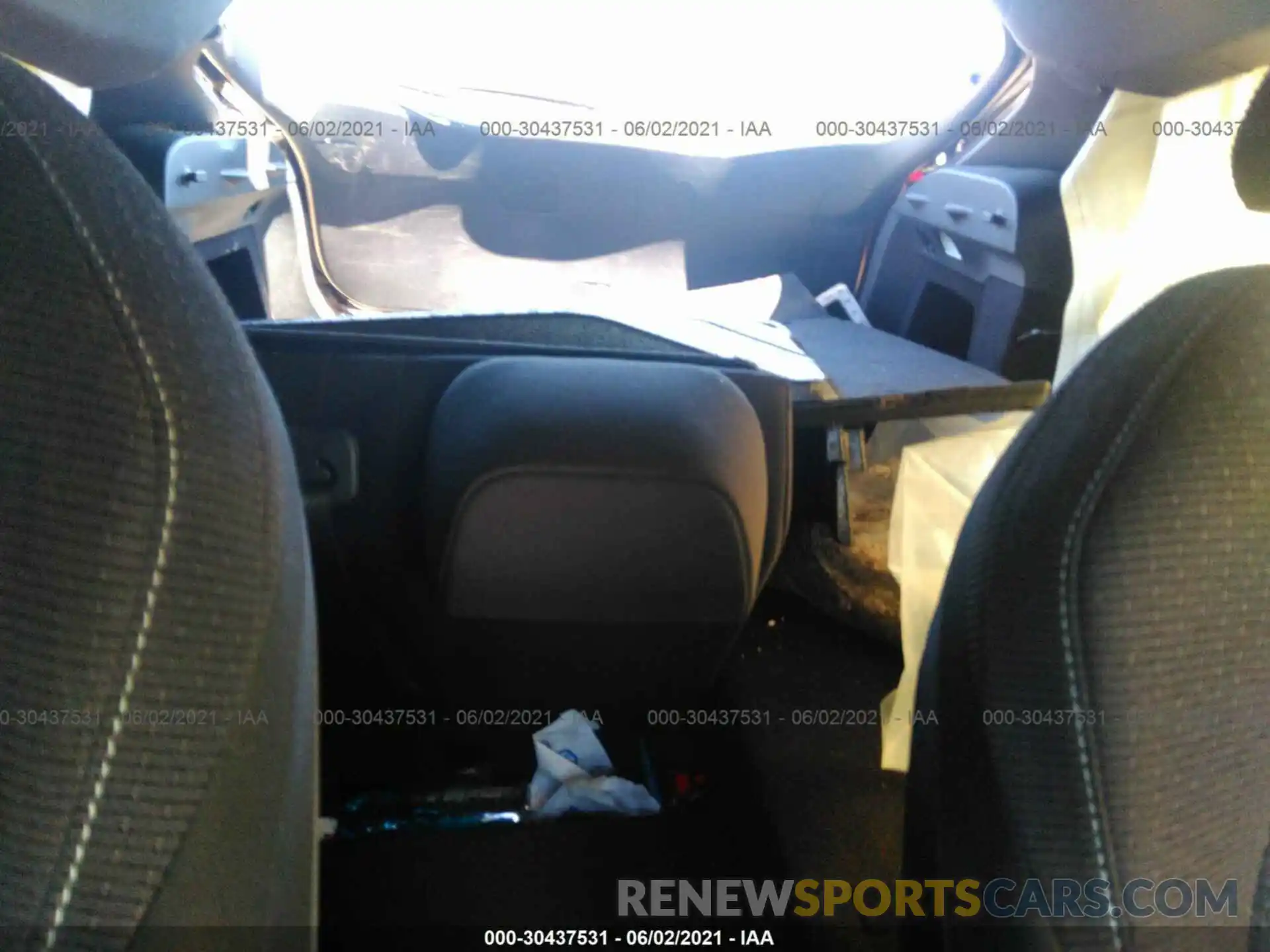 8 Photograph of a damaged car JTNKHMBX7K1031323 TOYOTA C-HR 2019