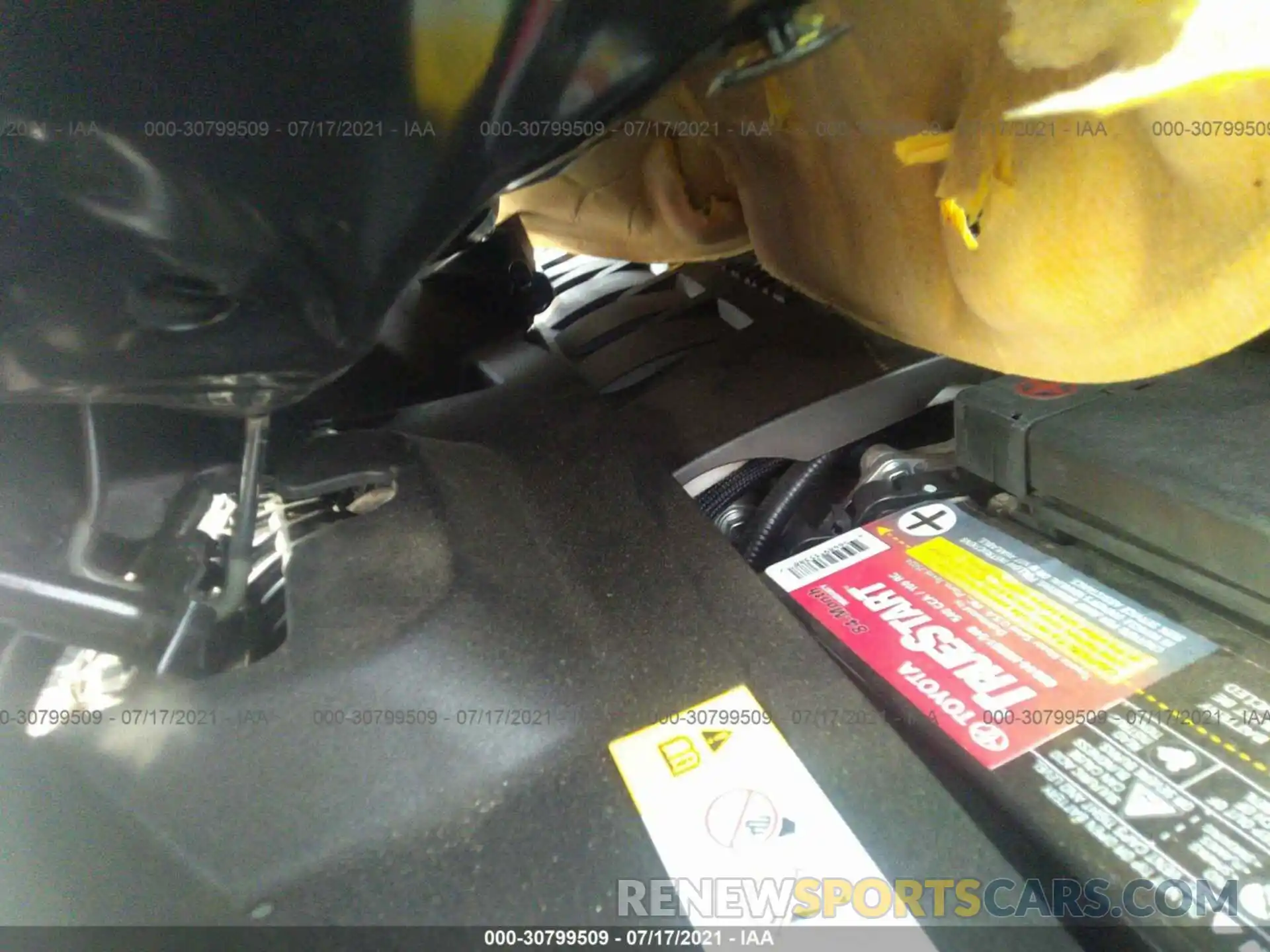 10 Photograph of a damaged car JTNKHMBX7K1037090 TOYOTA C-HR 2019