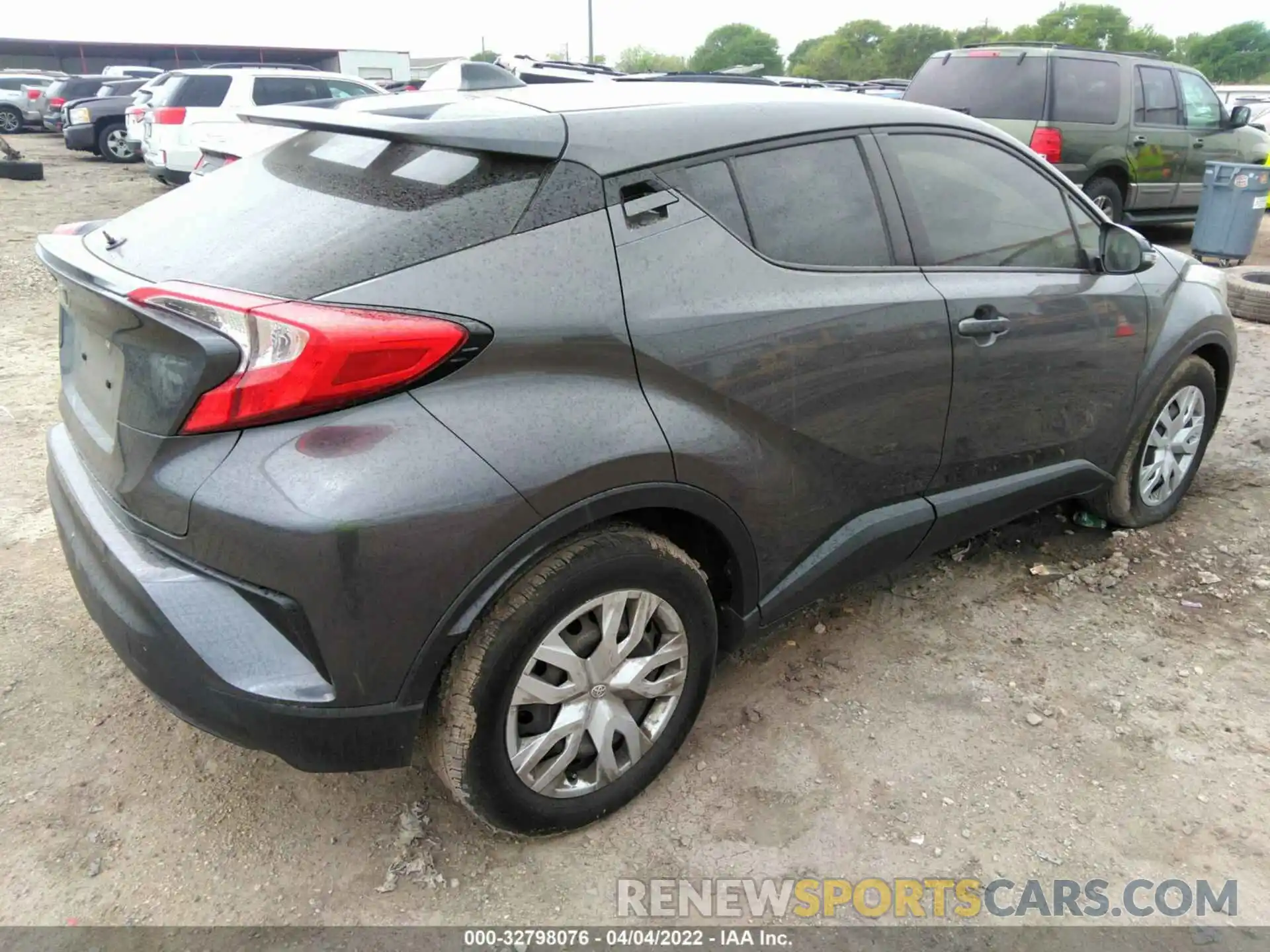 4 Photograph of a damaged car JTNKHMBX7K1039311 TOYOTA C-HR 2019