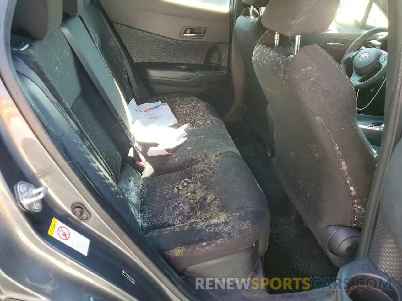 10 Photograph of a damaged car JTNKHMBX7K1041205 TOYOTA C-HR 2019
