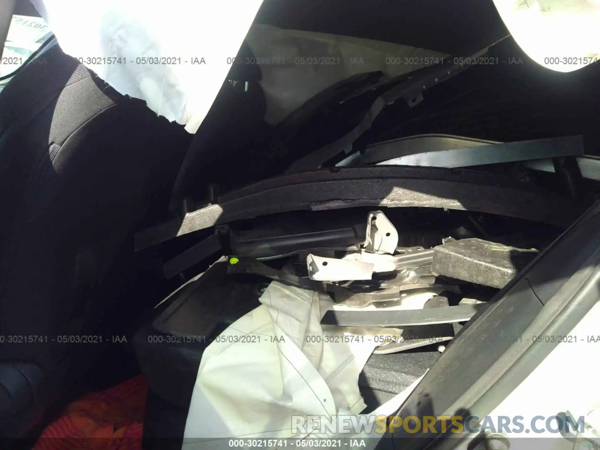 8 Photograph of a damaged car JTNKHMBX7K1042774 TOYOTA C-HR 2019