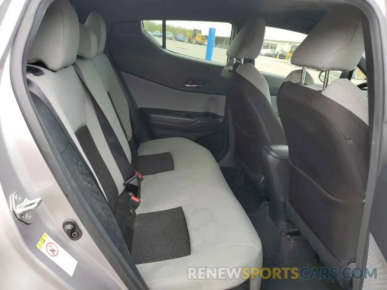 11 Photograph of a damaged car JTNKHMBX7K1048428 TOYOTA C-HR 2019