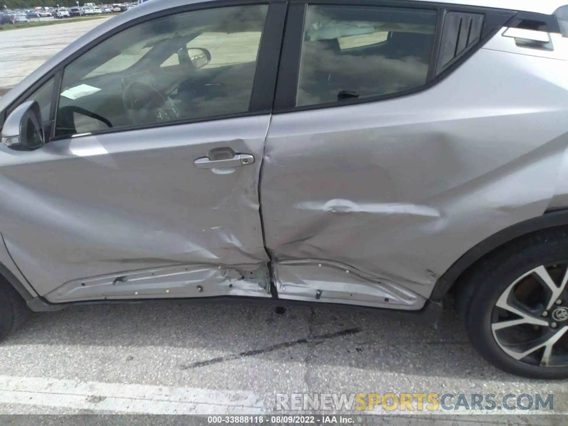 6 Photograph of a damaged car JTNKHMBX8K1015681 TOYOTA C-HR 2019