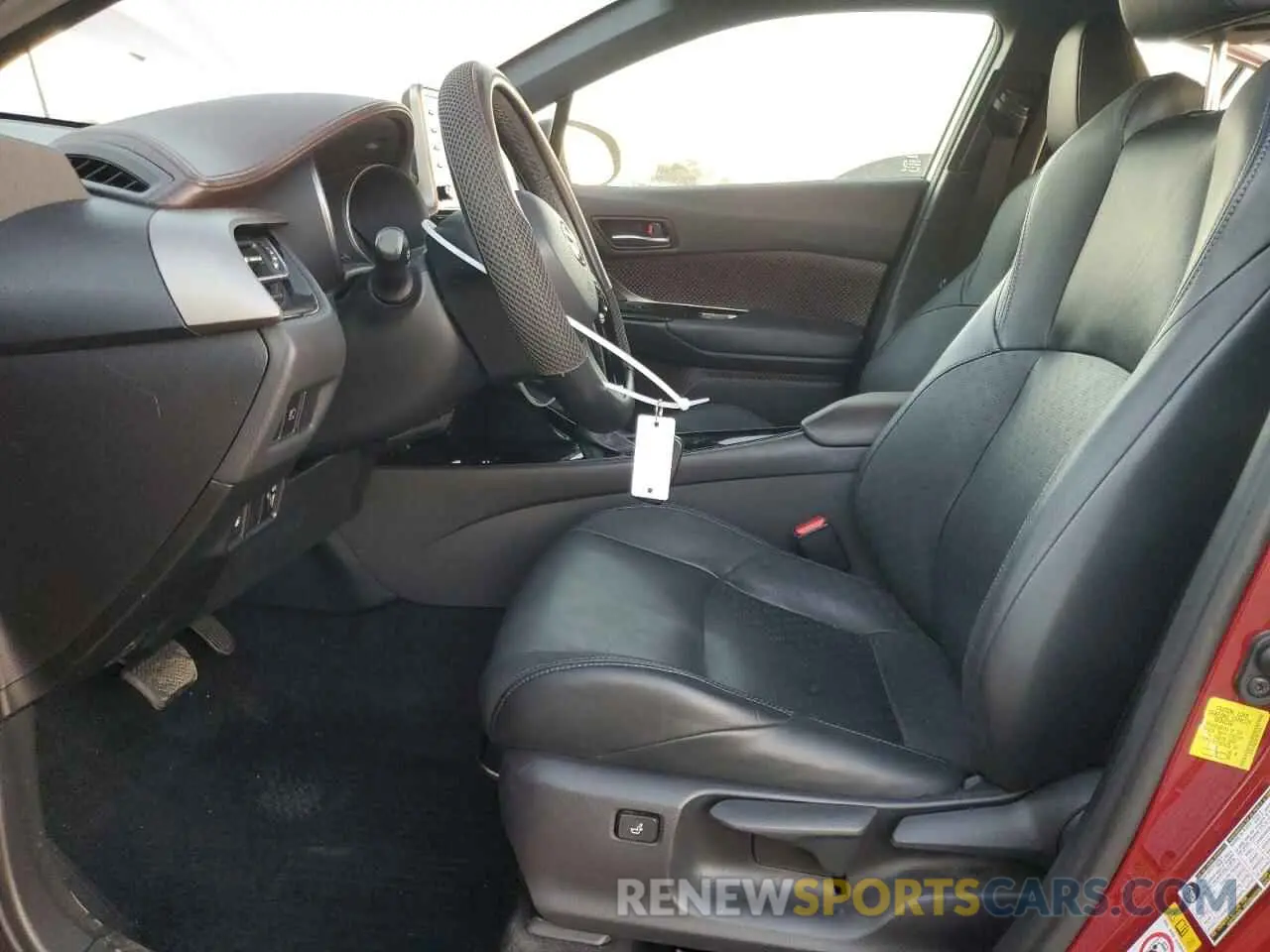 7 Photograph of a damaged car JTNKHMBX8K1017852 TOYOTA C-HR 2019