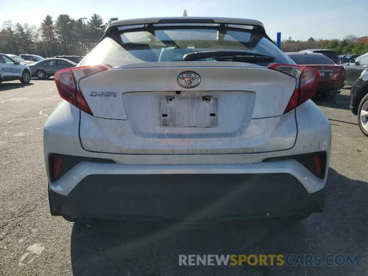 6 Photograph of a damaged car JTNKHMBX8K1019357 TOYOTA C-HR 2019