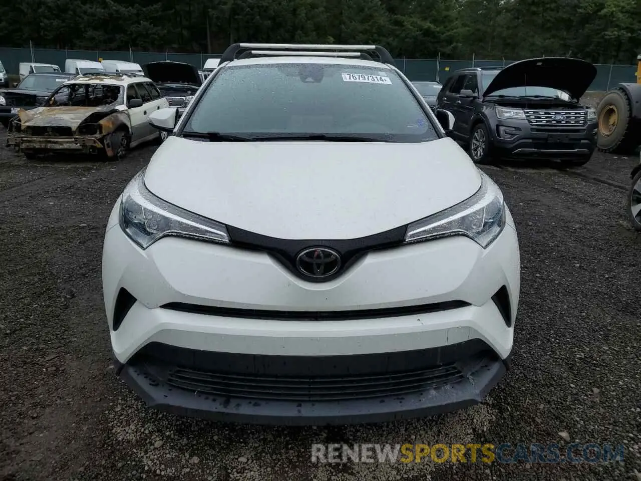 5 Photograph of a damaged car JTNKHMBX8K1021335 TOYOTA C-HR 2019