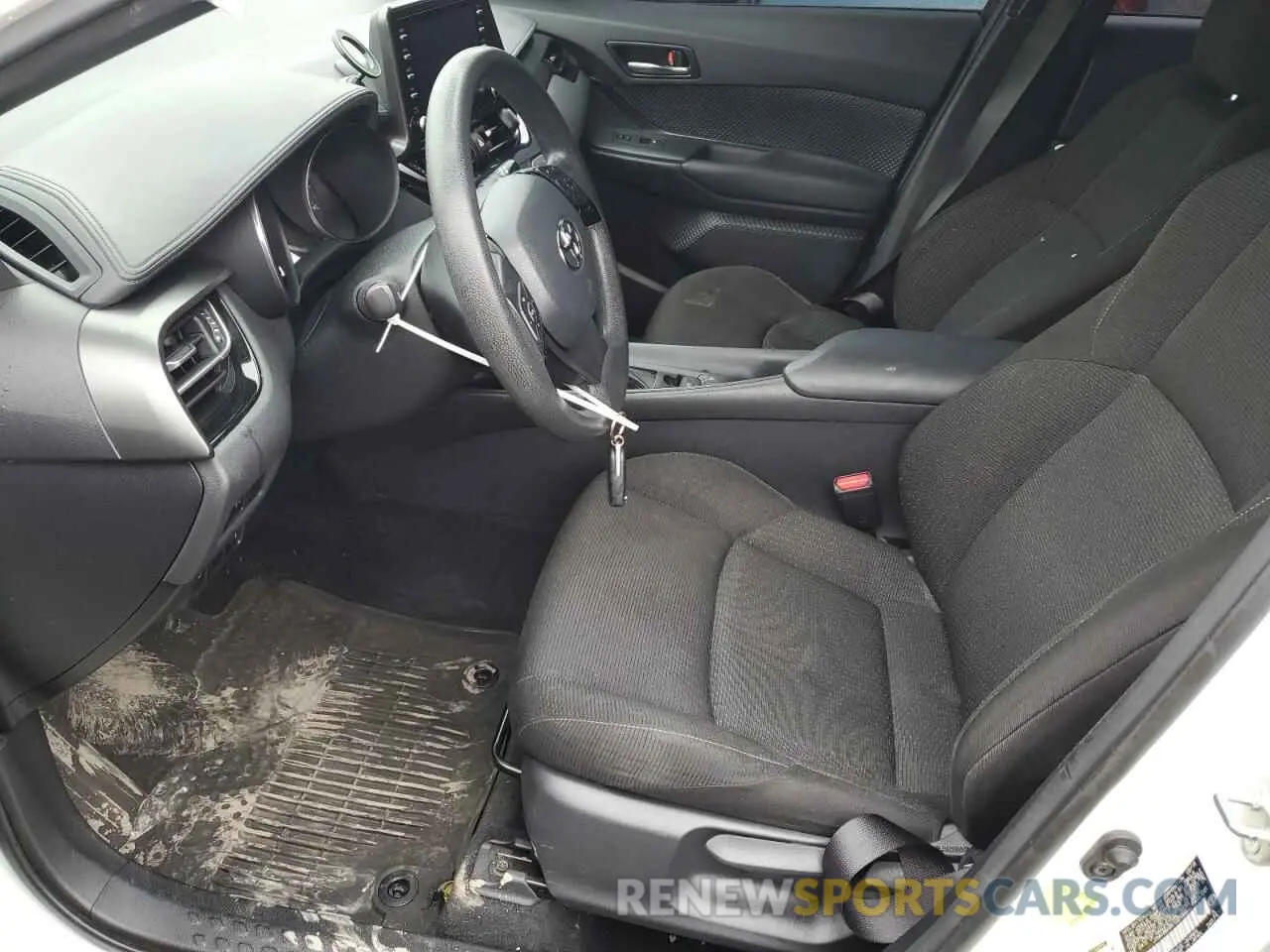 7 Photograph of a damaged car JTNKHMBX8K1021335 TOYOTA C-HR 2019