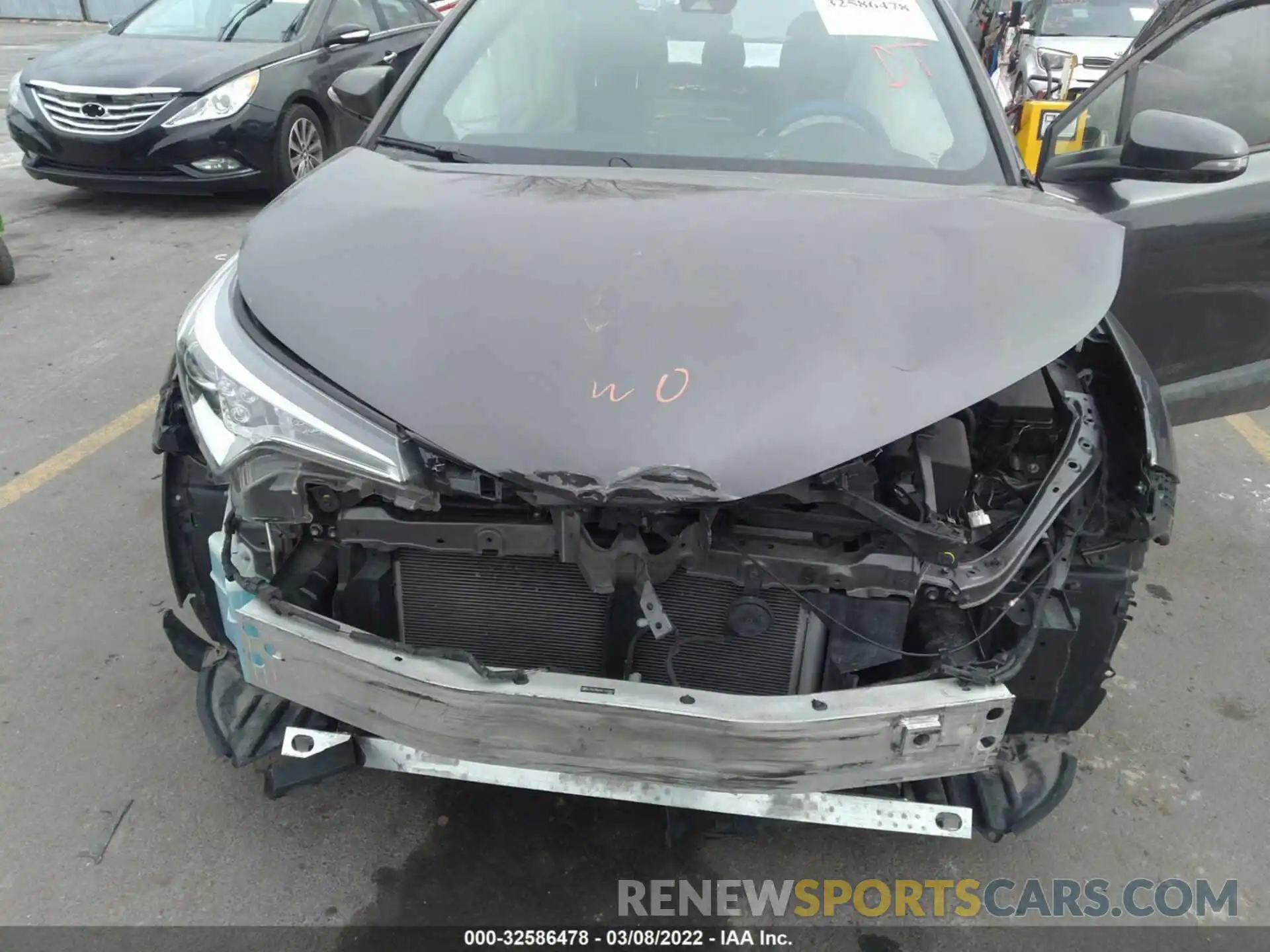 6 Photograph of a damaged car JTNKHMBX8K1029807 TOYOTA C-HR 2019