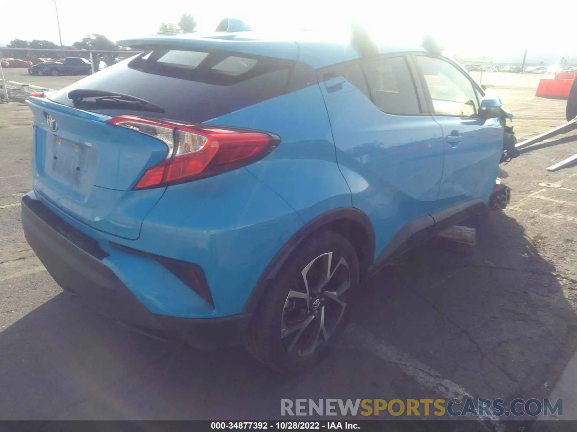 4 Photograph of a damaged car JTNKHMBX8K1031427 TOYOTA C-HR 2019