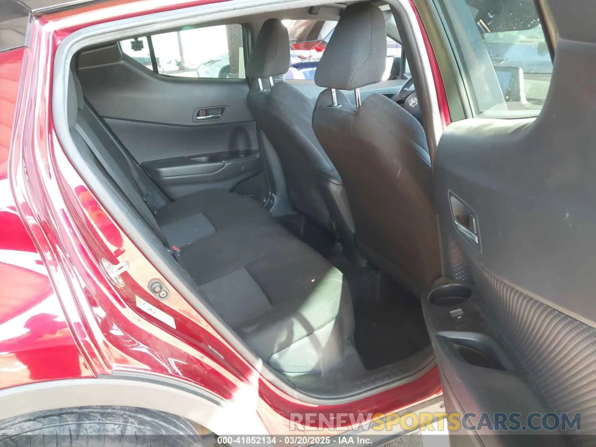 8 Photograph of a damaged car JTNKHMBX8K1032206 TOYOTA C-HR 2019