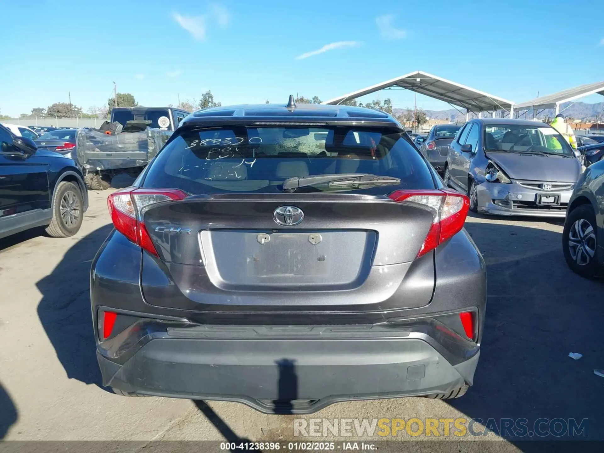 15 Photograph of a damaged car JTNKHMBX8K1037552 TOYOTA C-HR 2019